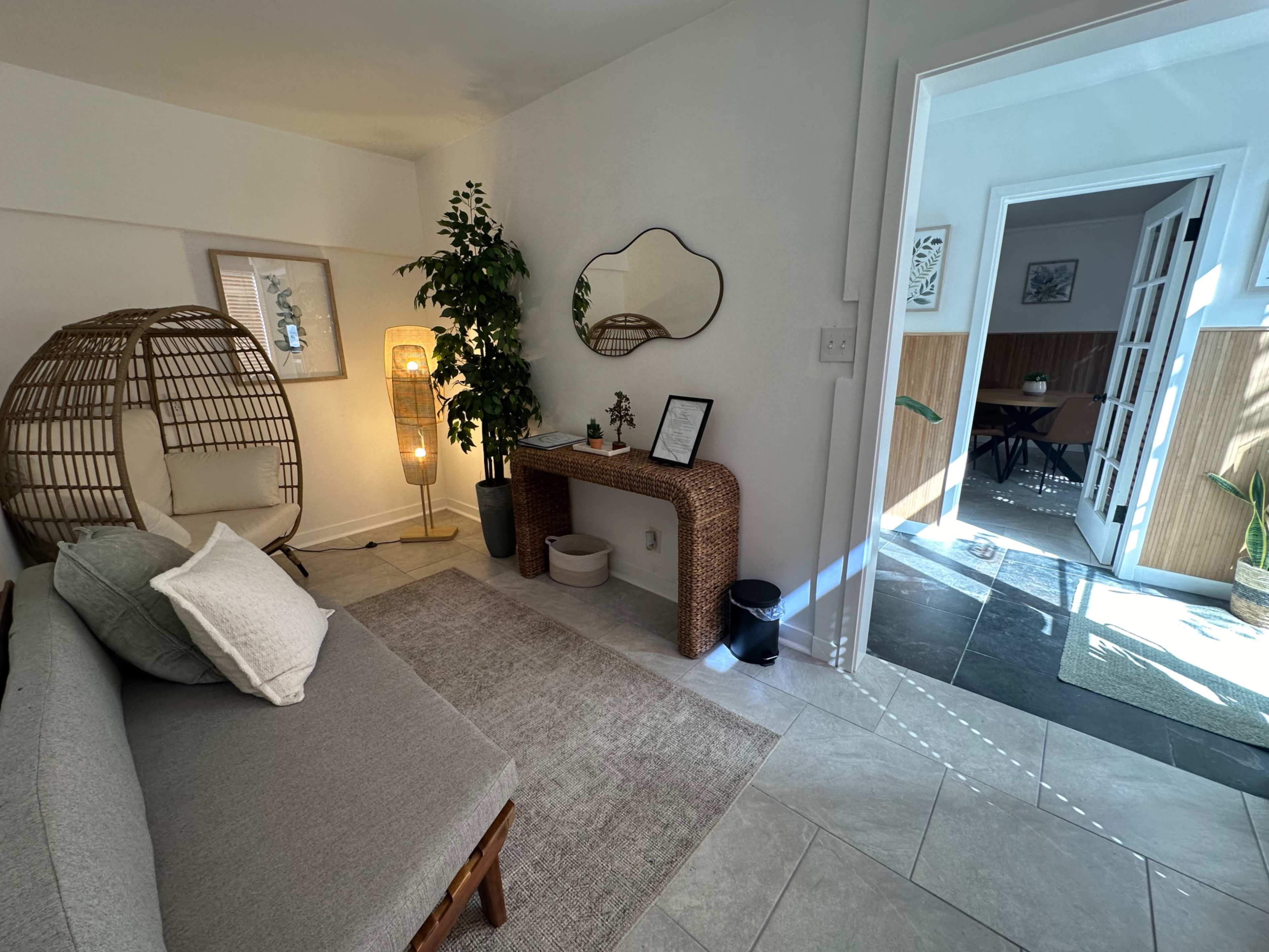 Cute, Quiet & Furnished Flex space in El Segundo Image in El Segundo, El Segundo, CA