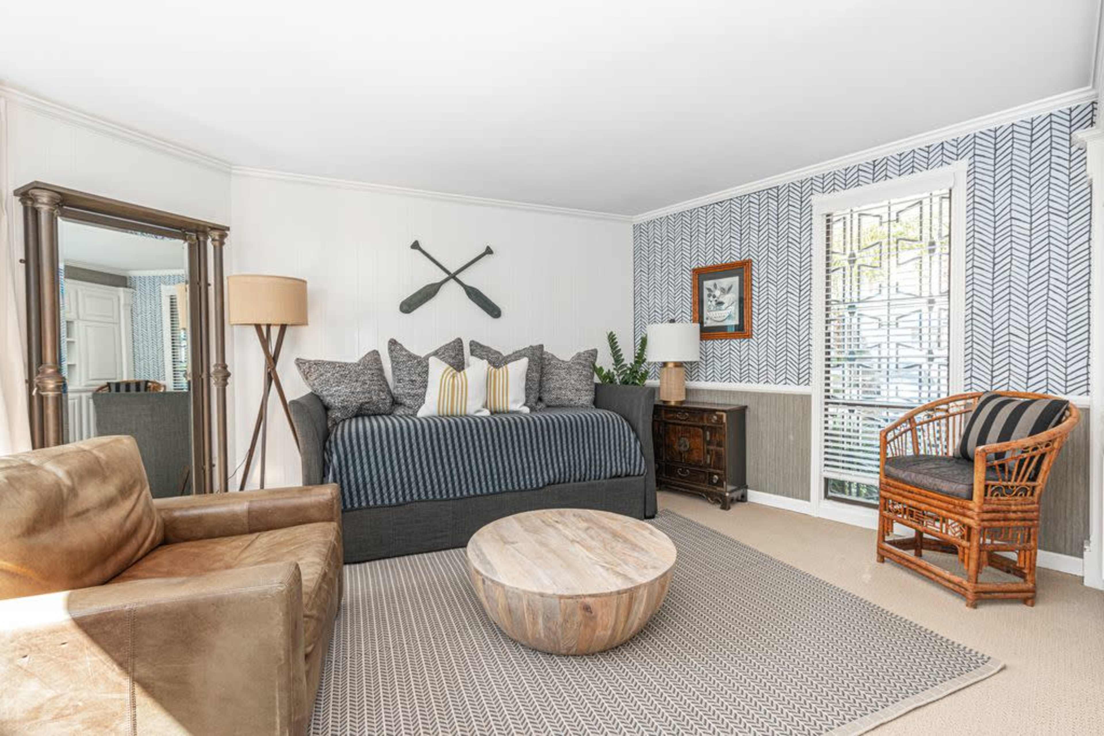 Midcentury Meets Maritime Image in Newport Beach, Balboa Island, CA