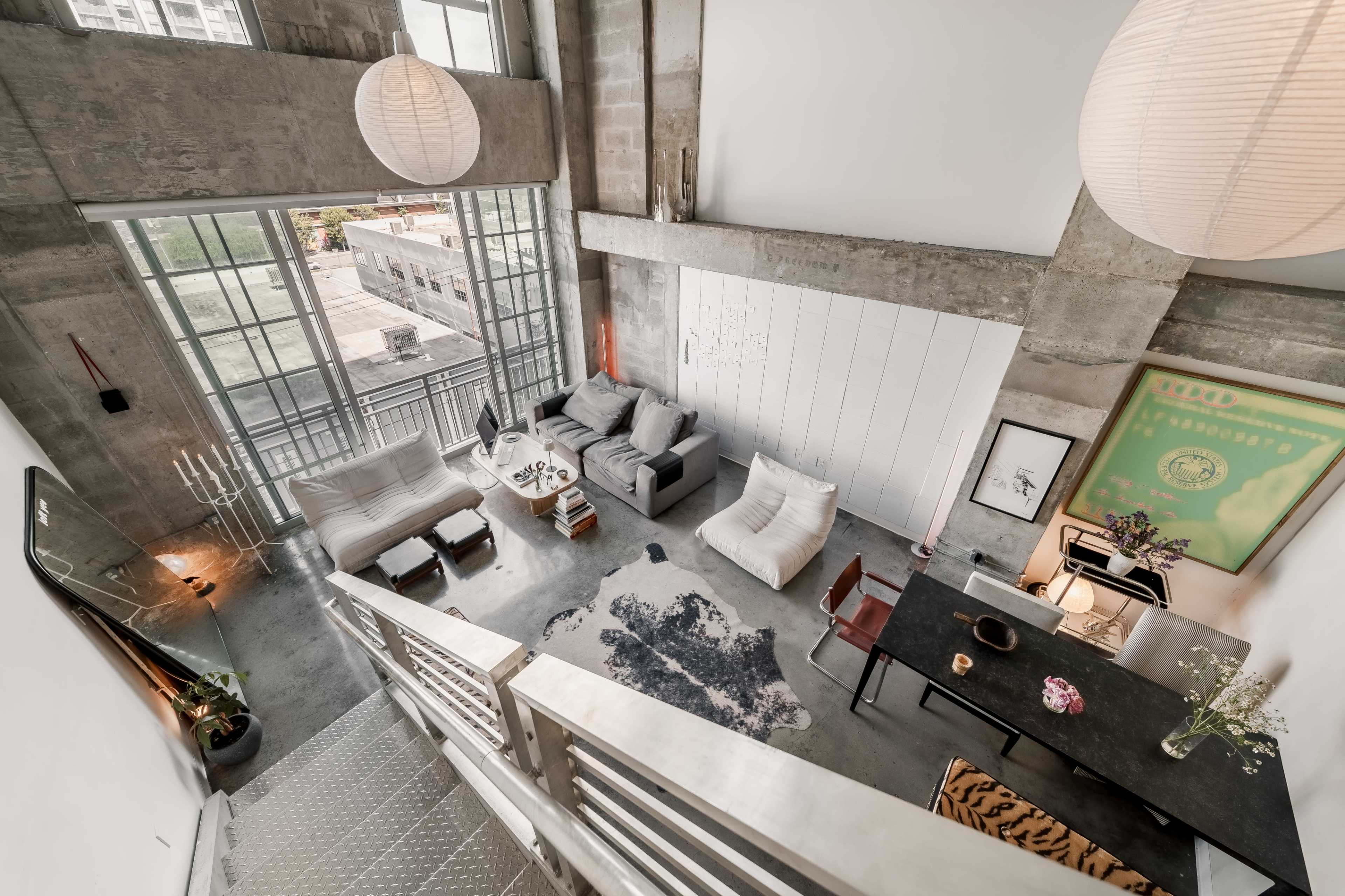 Natural Light Loft - Editorials, Ad Campaigns, Personal Brand Shoots, iPhone Content Image in Town Square, Miami, FL