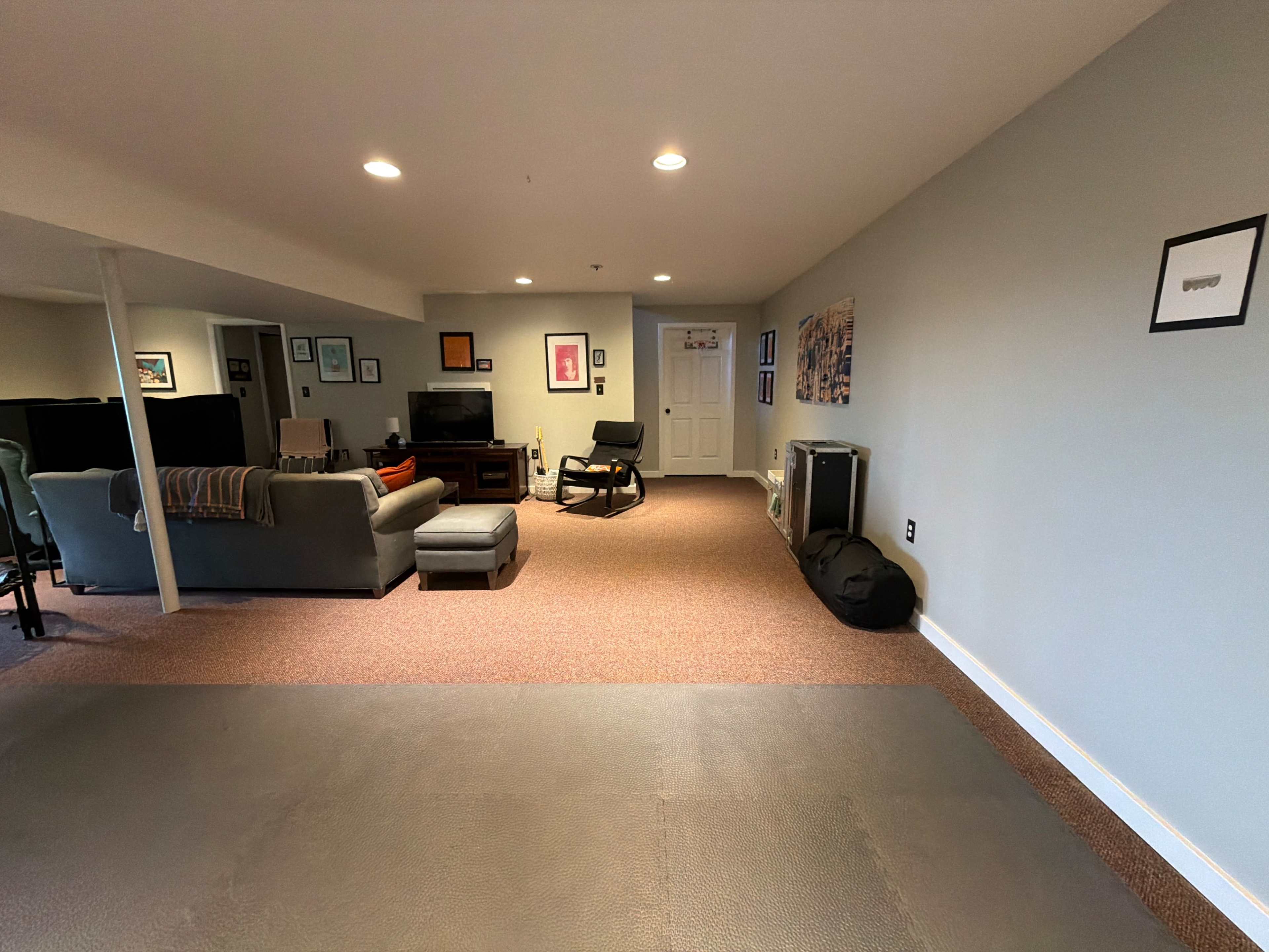 Film Photo Studio Greenscreen - State College Image in Ferguson Township, state college, PA