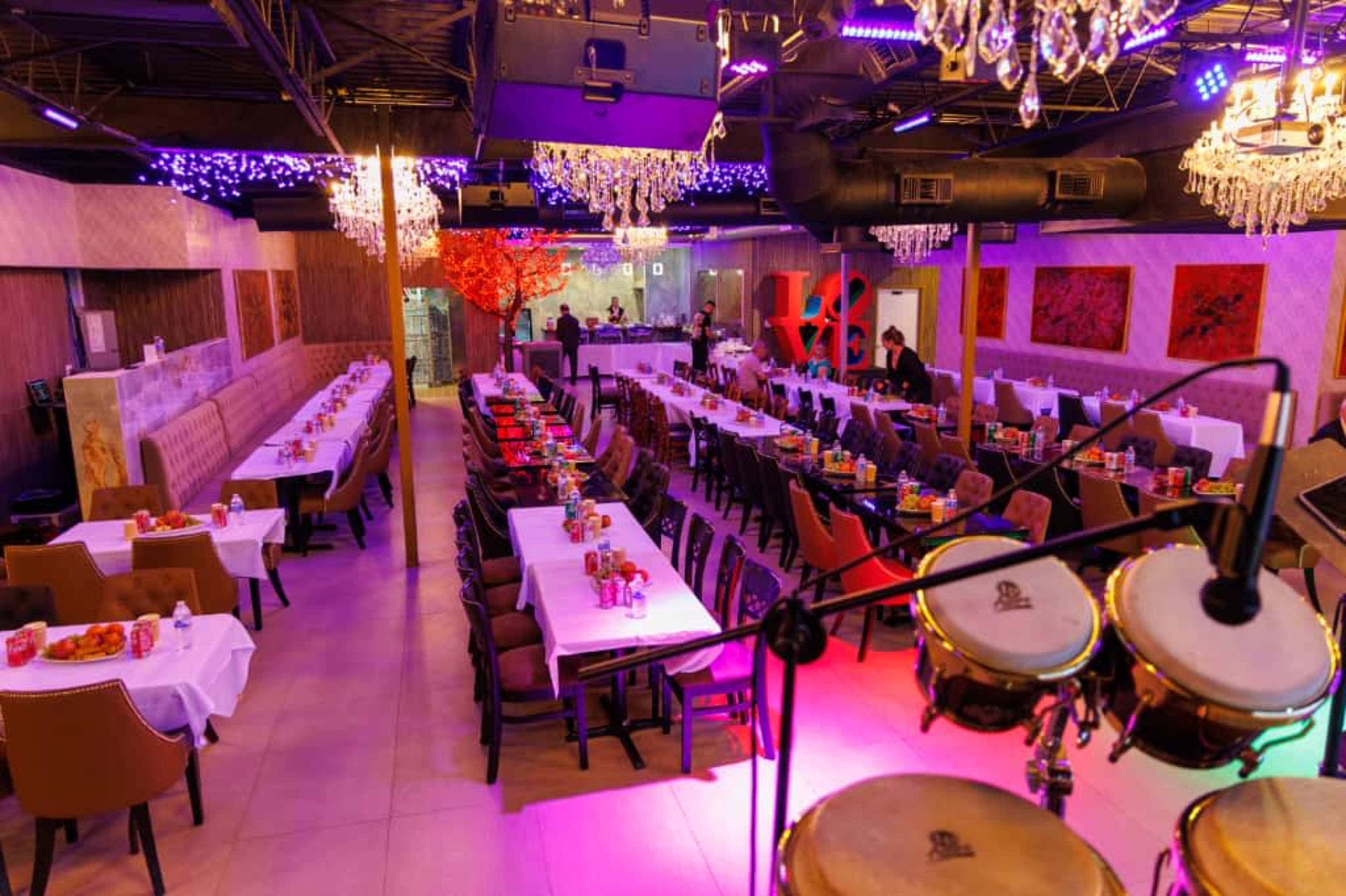 in best location of wood land hills Image in Woodland Hills, woodland hills, CA