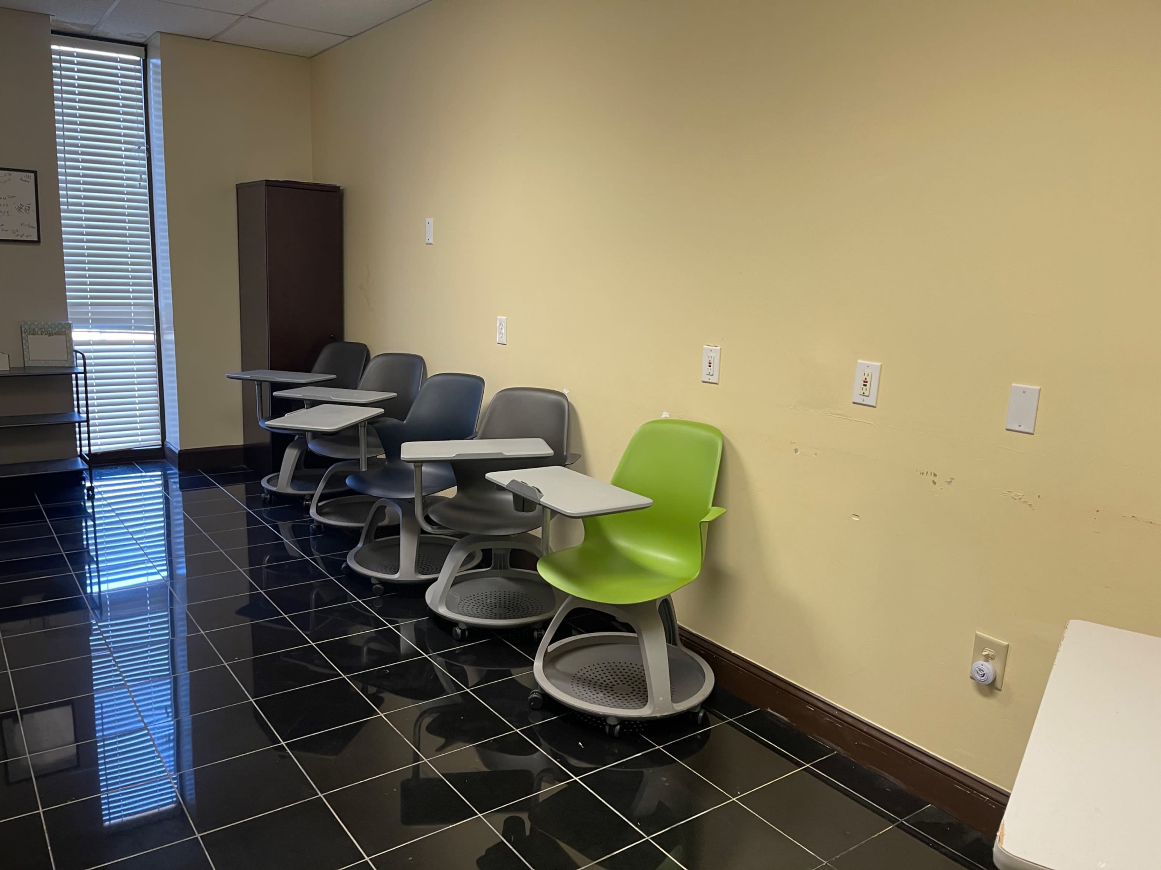 Small Classroom Setting Image in College Park, College Park, GA