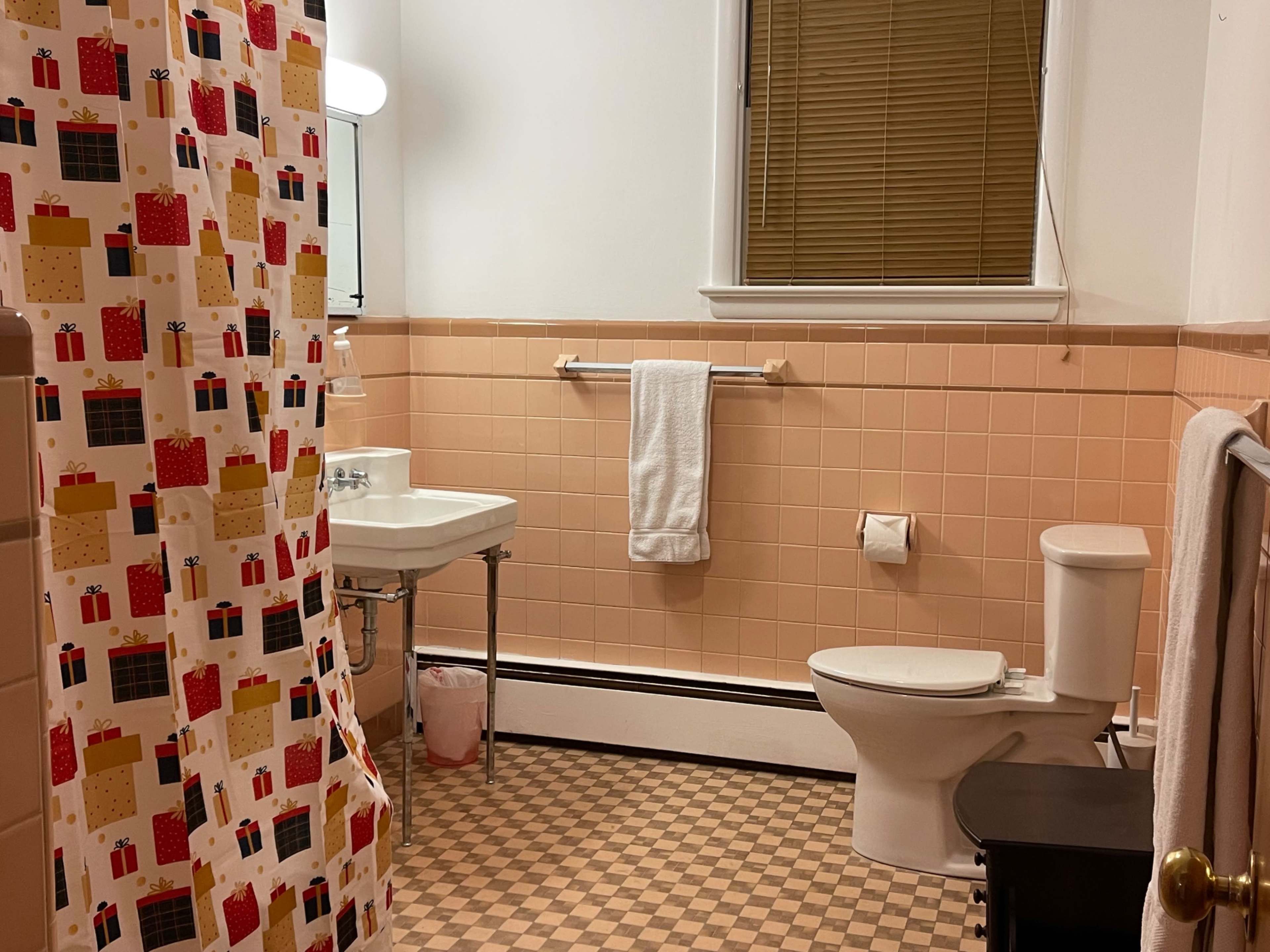 1950’s Retro Ranch House Image in Langhorne Manor, Langhorne, PA