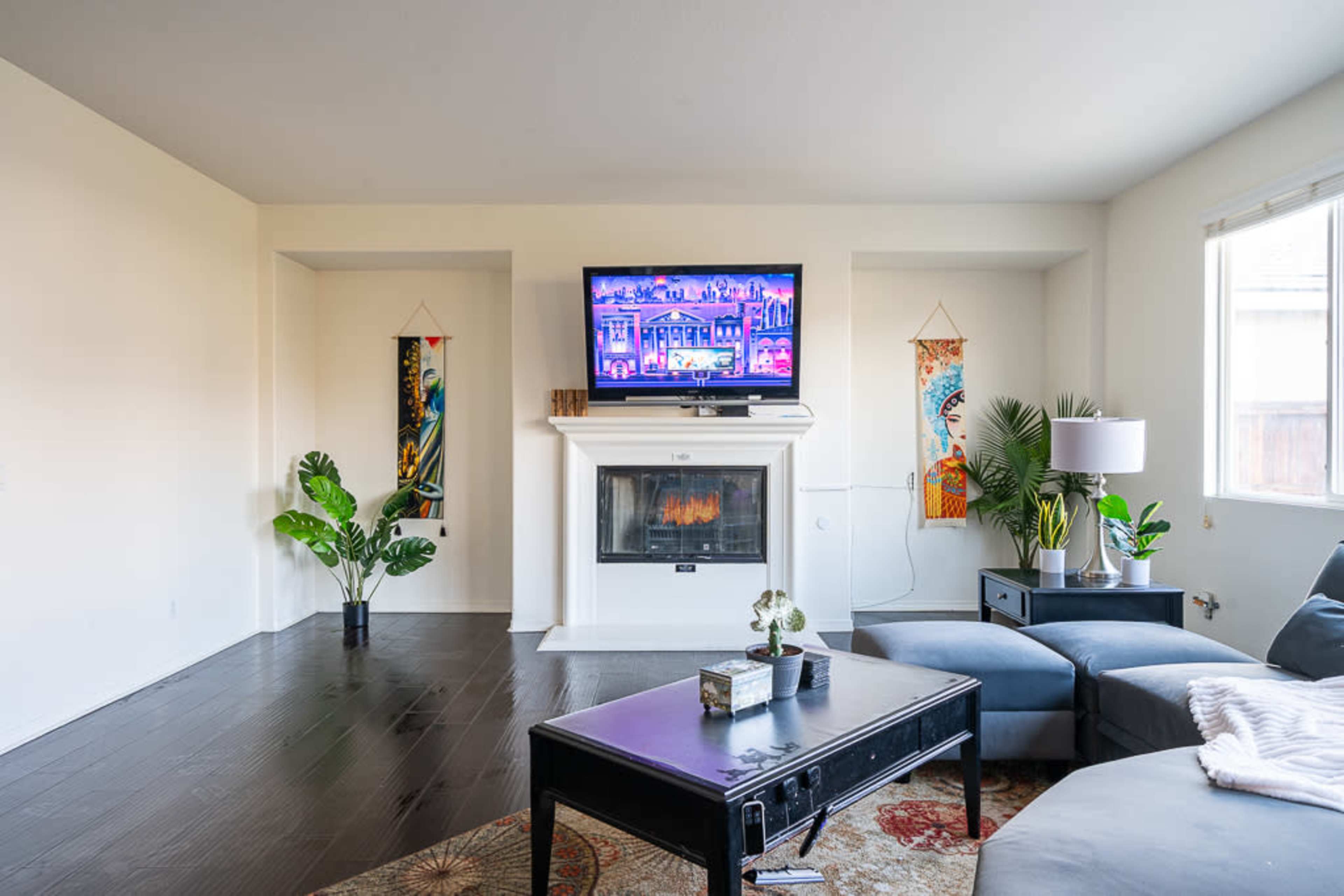 Hesperia Large Home for Team Meetings Image in Hesperia, Hesperia, CA