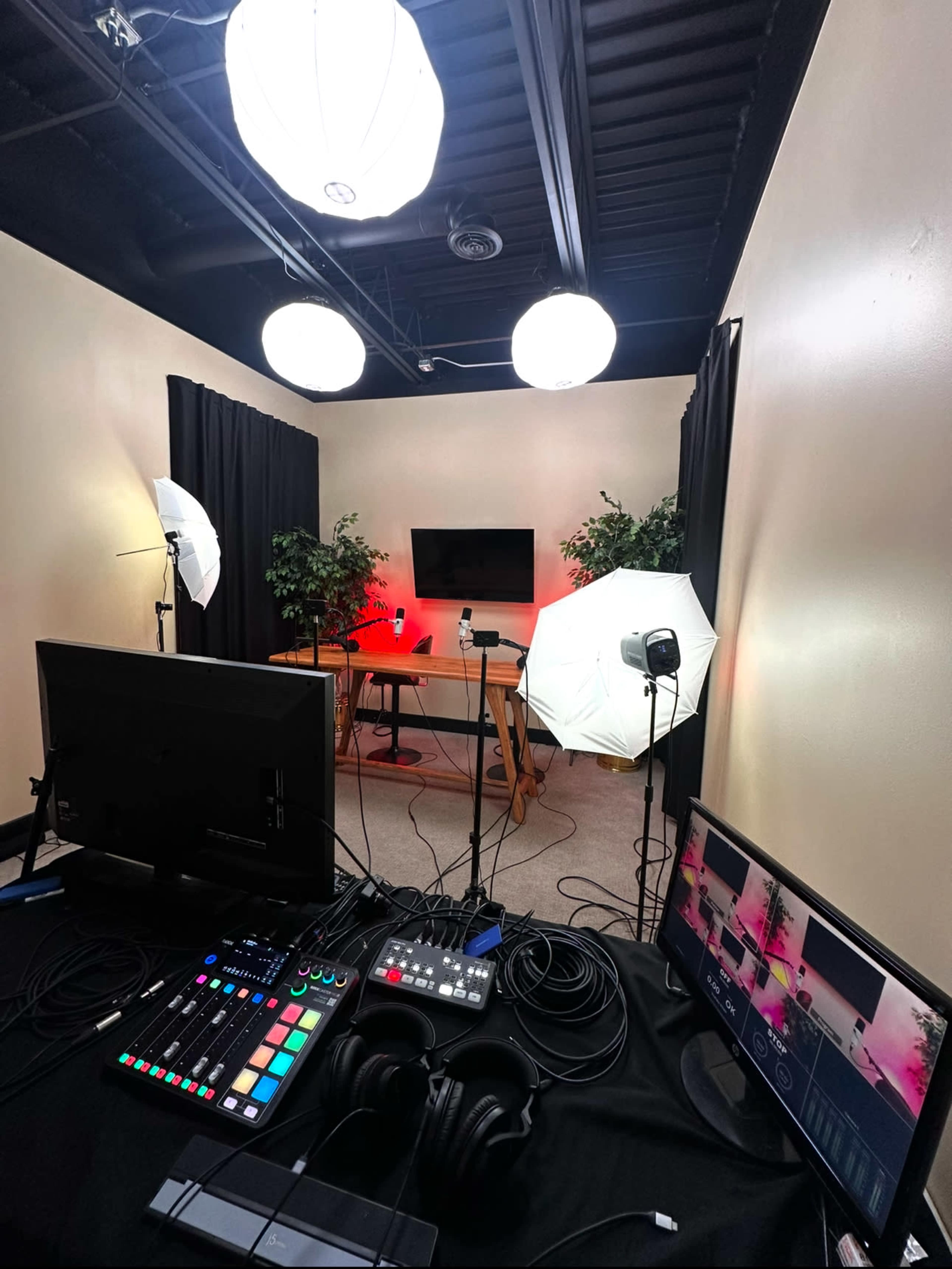 The Premiere Room at UCreate Content Studios Image in Gallatin Township, Kansas City, MO