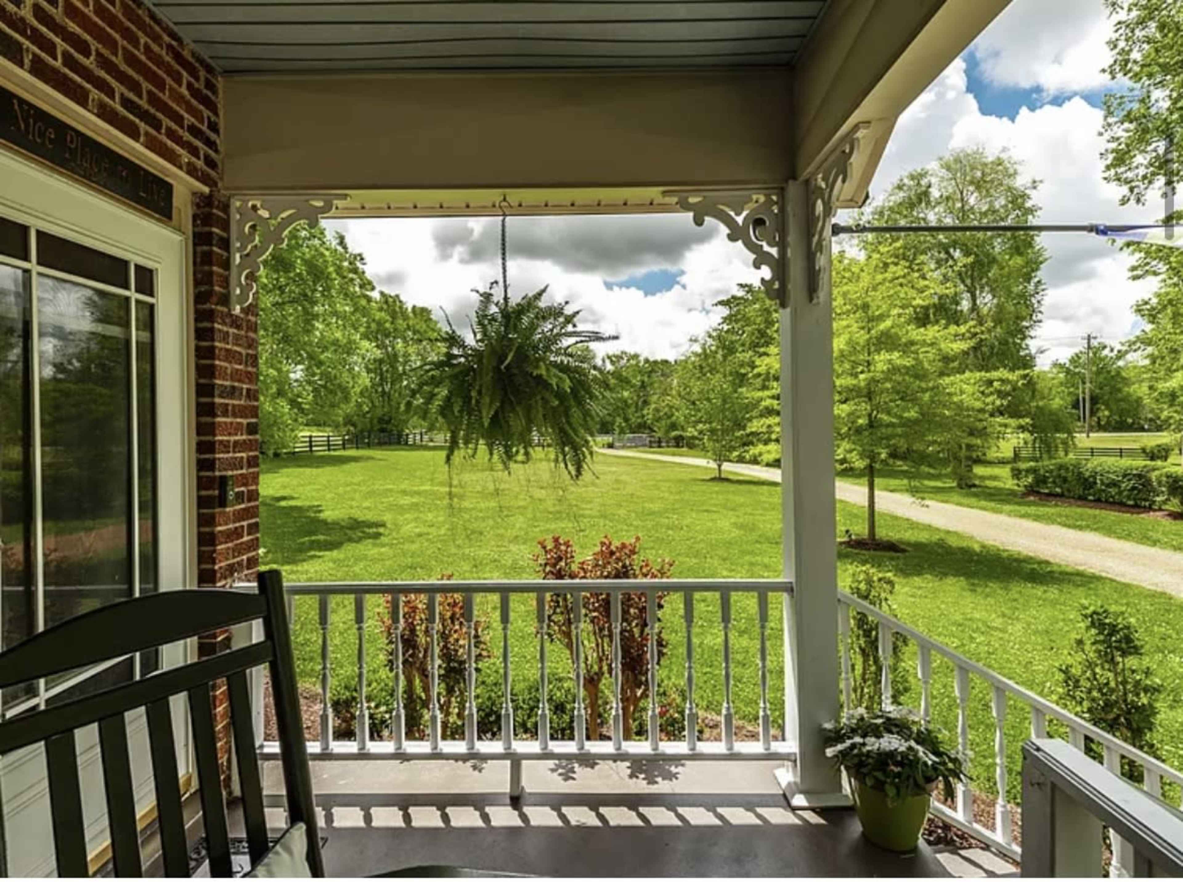 Historic 5 bedroom home on 5 beautiful acres Image in , Mt. Juliet, TN
