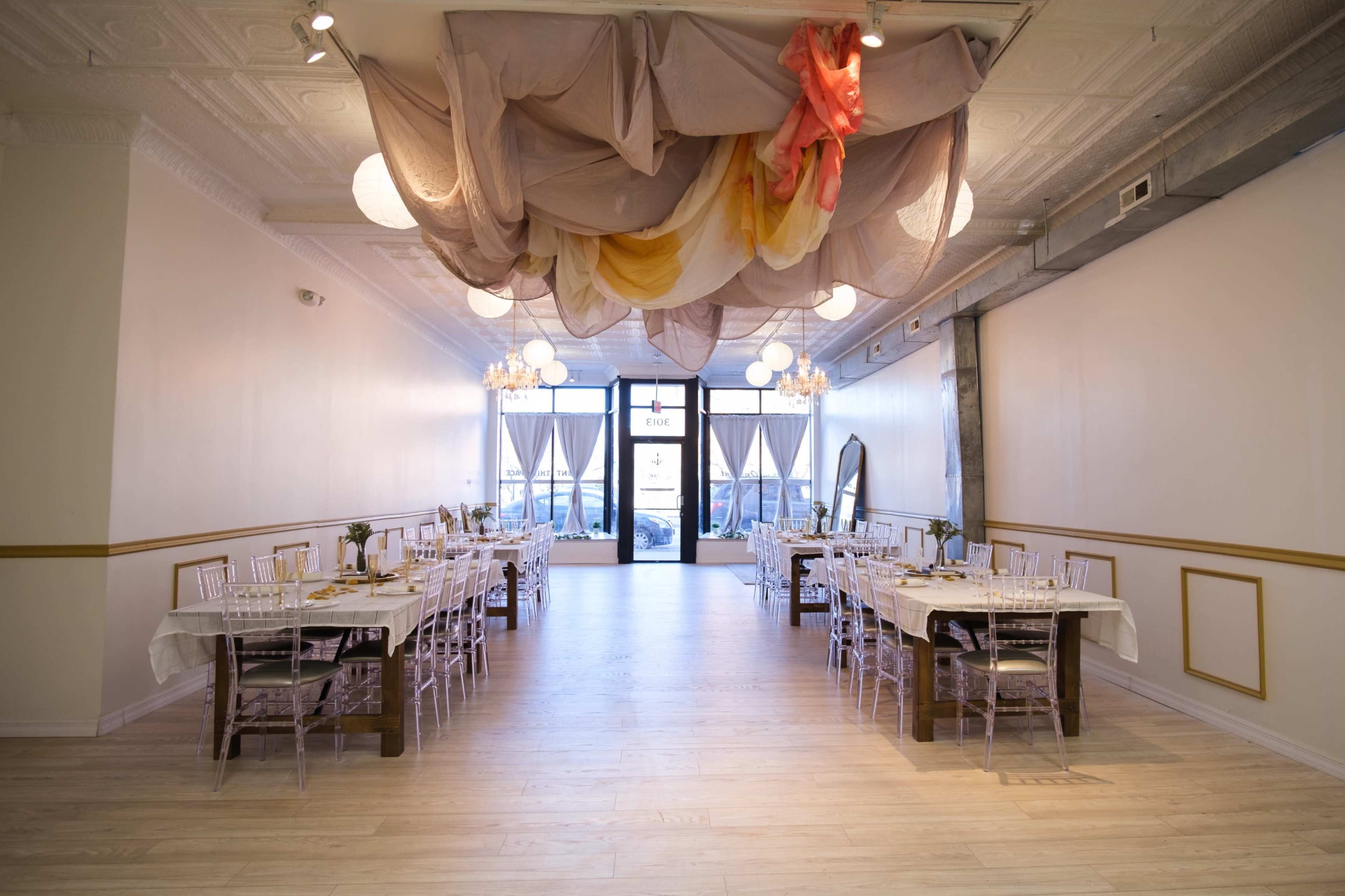 We have a beautiful space in Logan square, an urban and newly developed neighborhood. Image in Logan Square, Chicago, IL