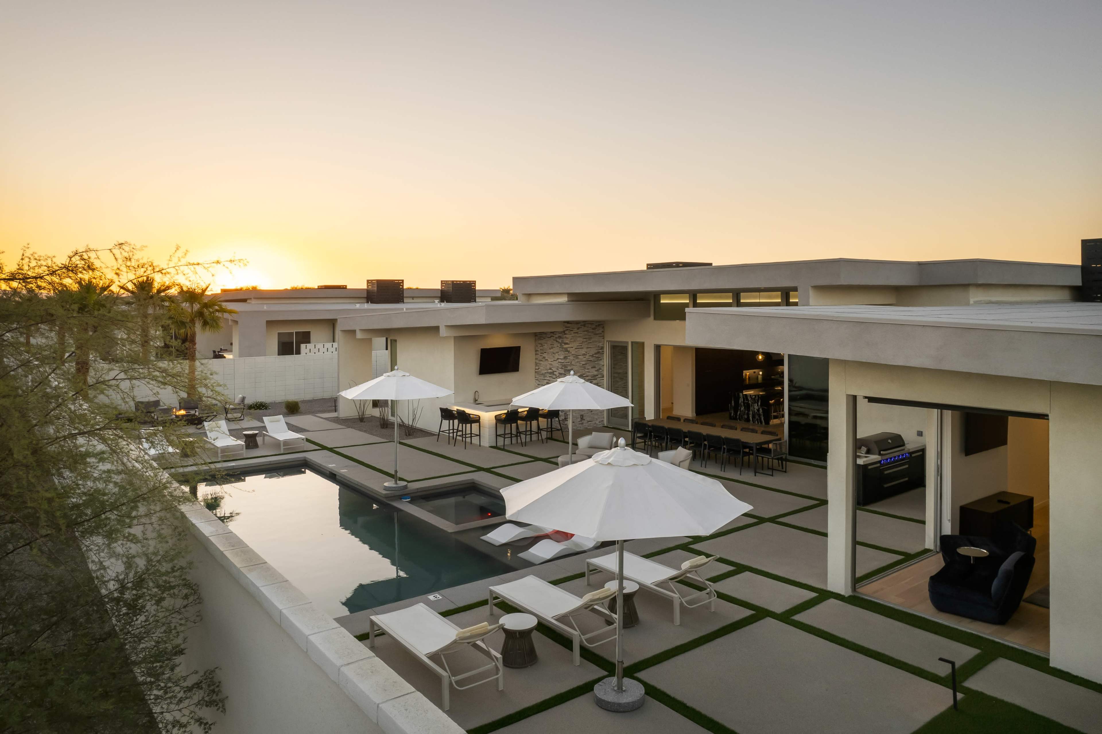 Oxygen @ Elemento49 | Pool & Spa Image in Indio, Indio, CA