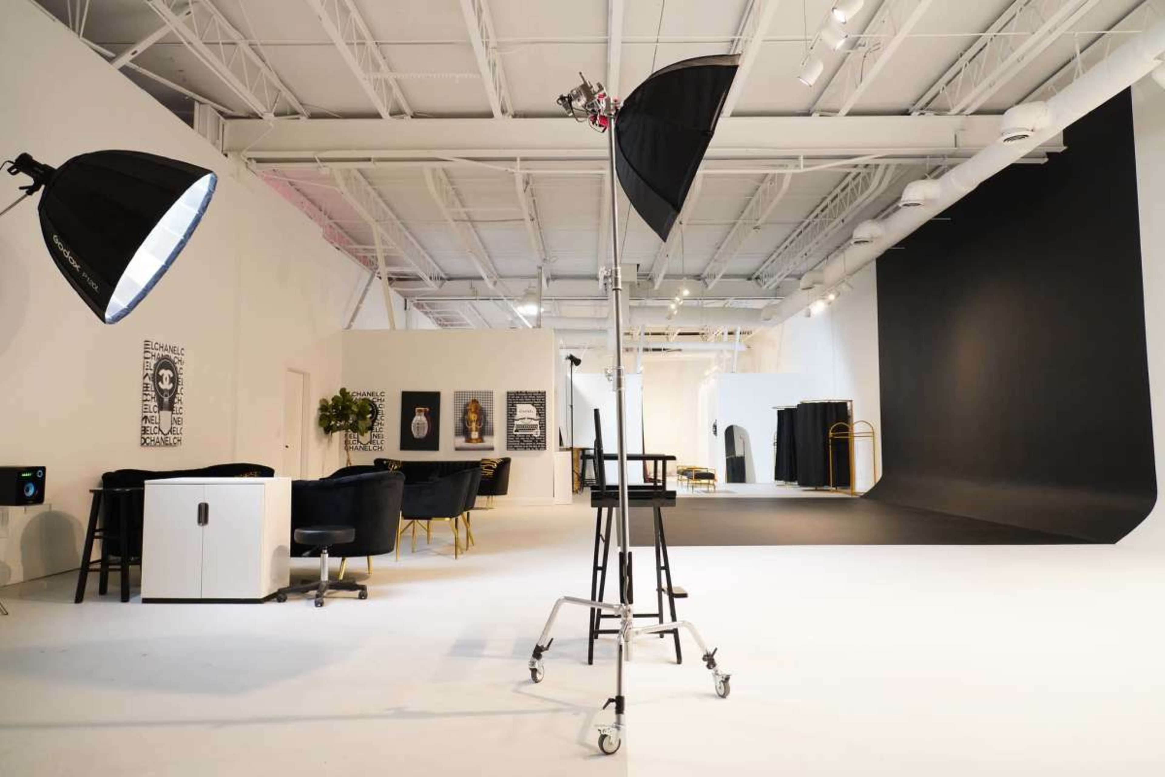 West Side Midtown Photography Studio Image in Hills Park, Atlanta, GA