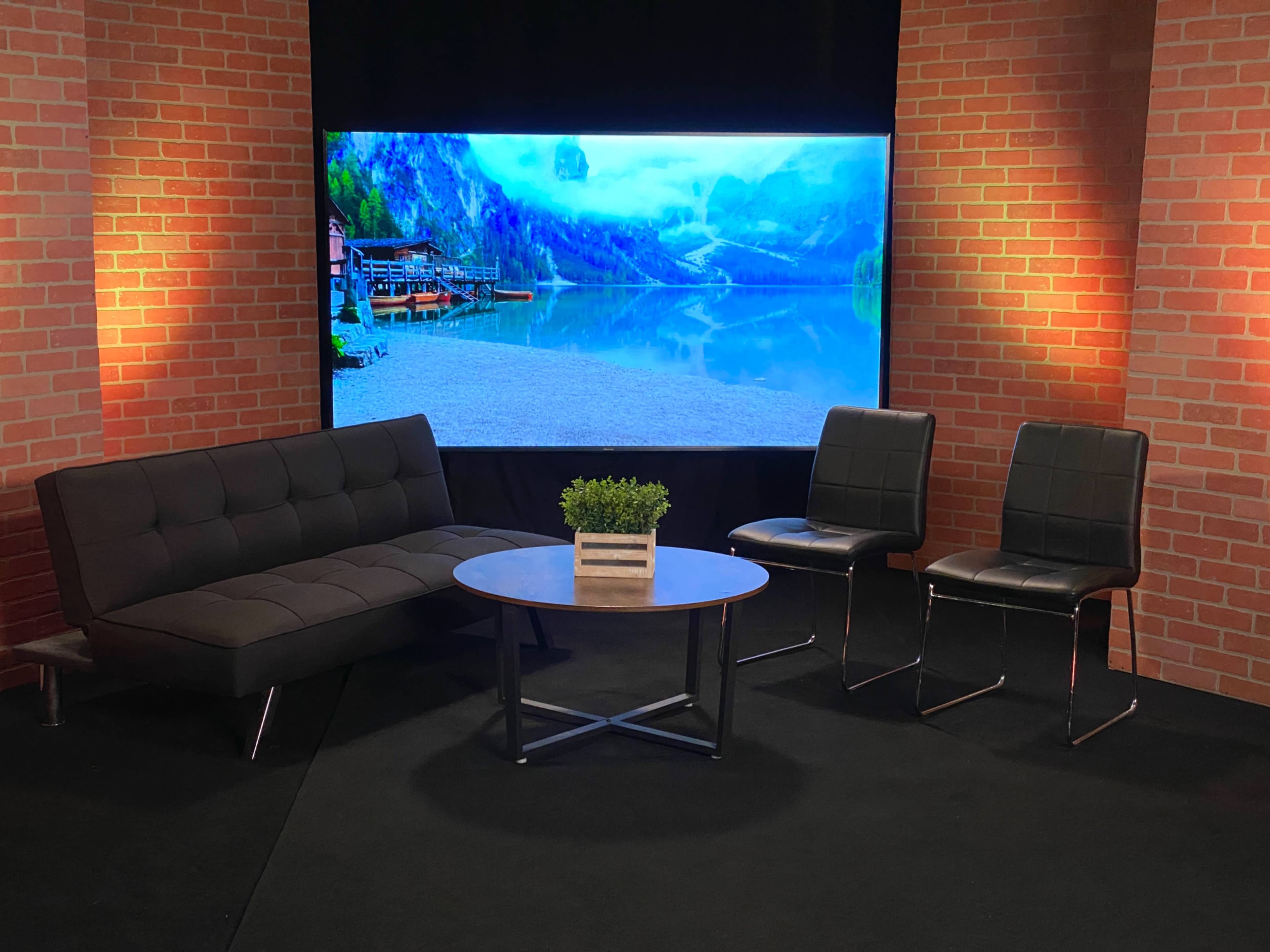 Podcast Studio, Sound Proof, Pre-lit. Image in Burbank, Burbank, CA