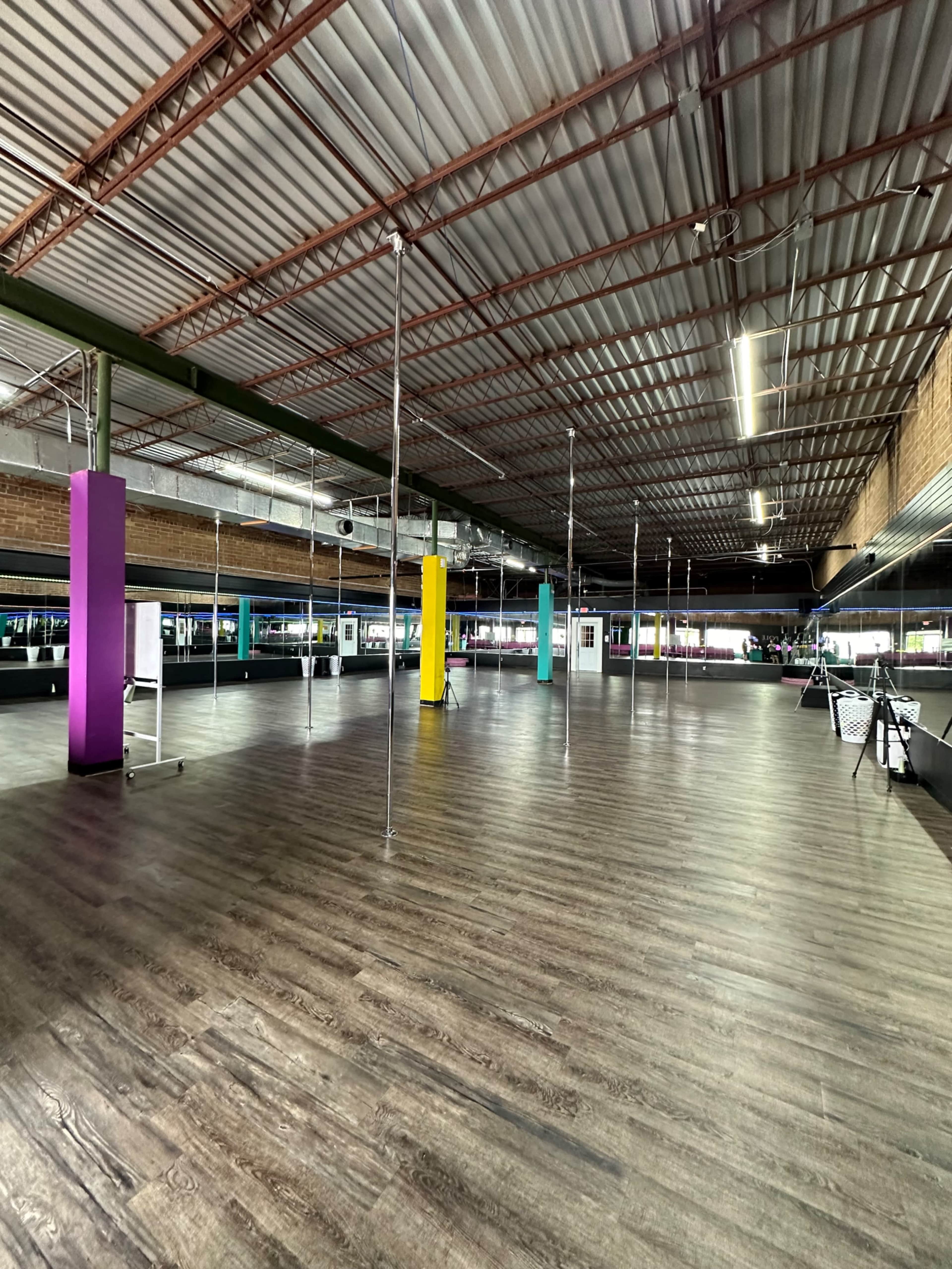 Large Spacious Open Concept Aerial Dance Studio with Full Length Mirrors Image in Burlington, Burlington, NC