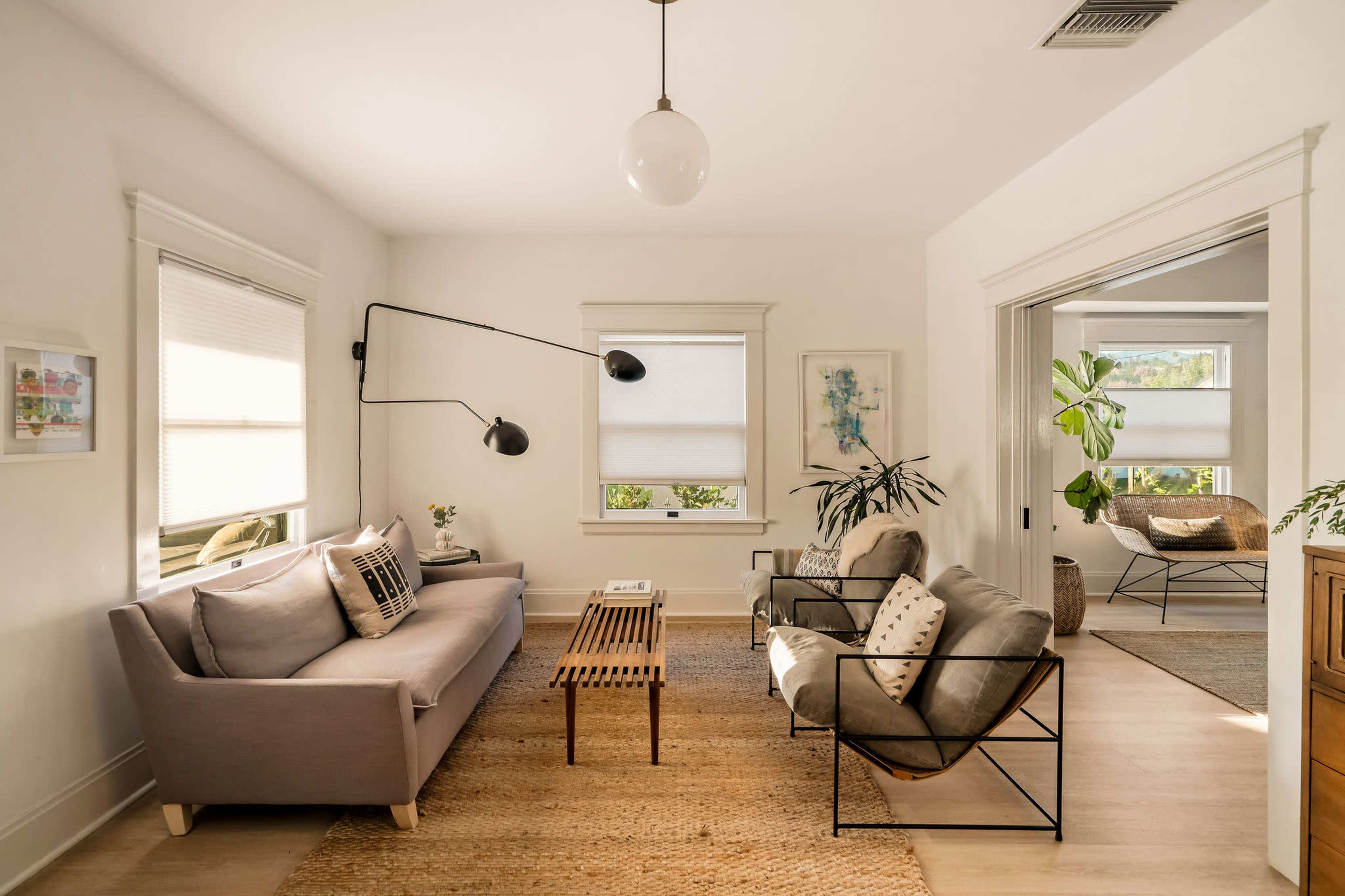 Bungalow Eclettico Image in Northeast Los Angeles, Los Angeles, CA