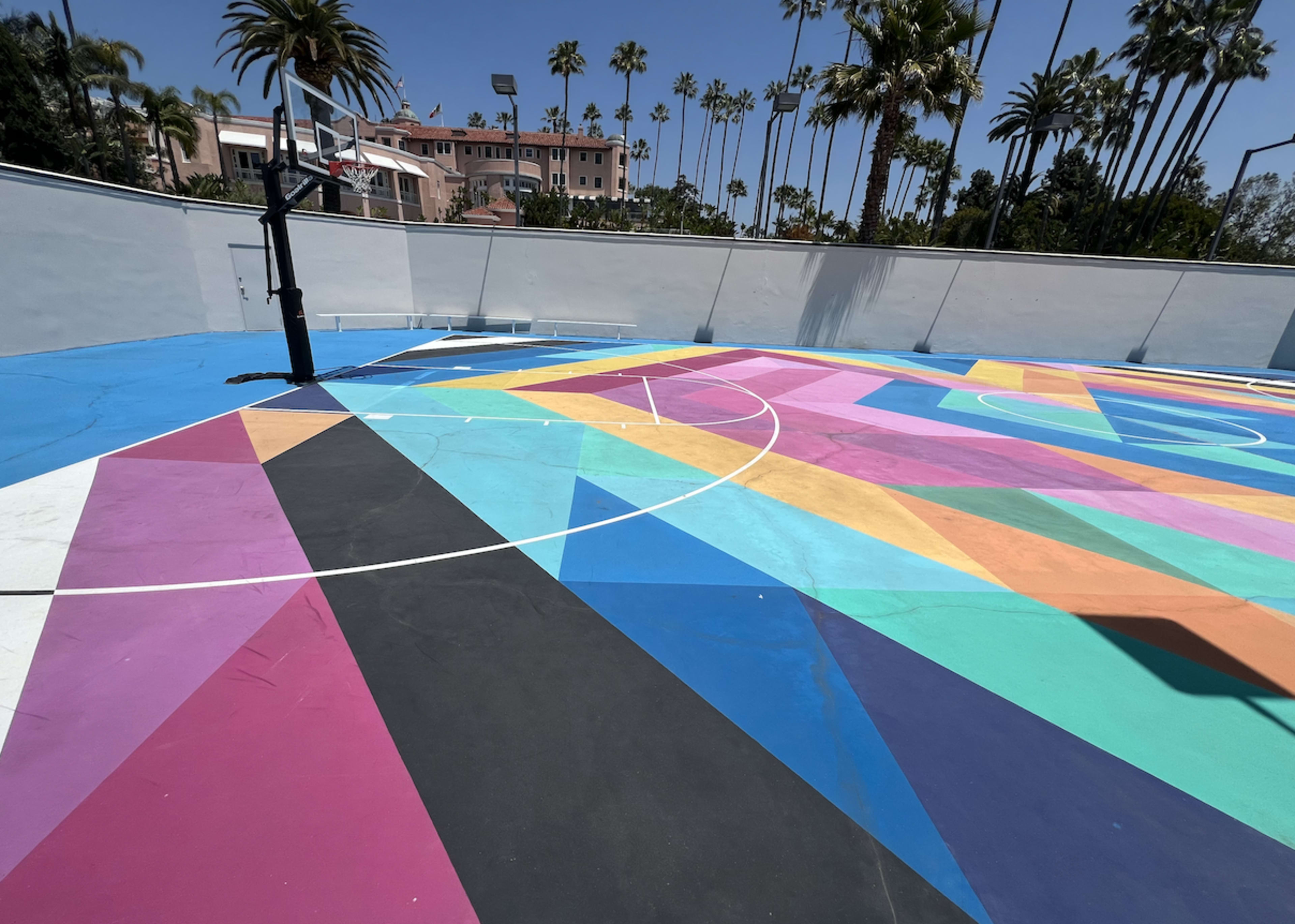 Heart Basketball Court Image in The Flats, Beverly Hills, CA