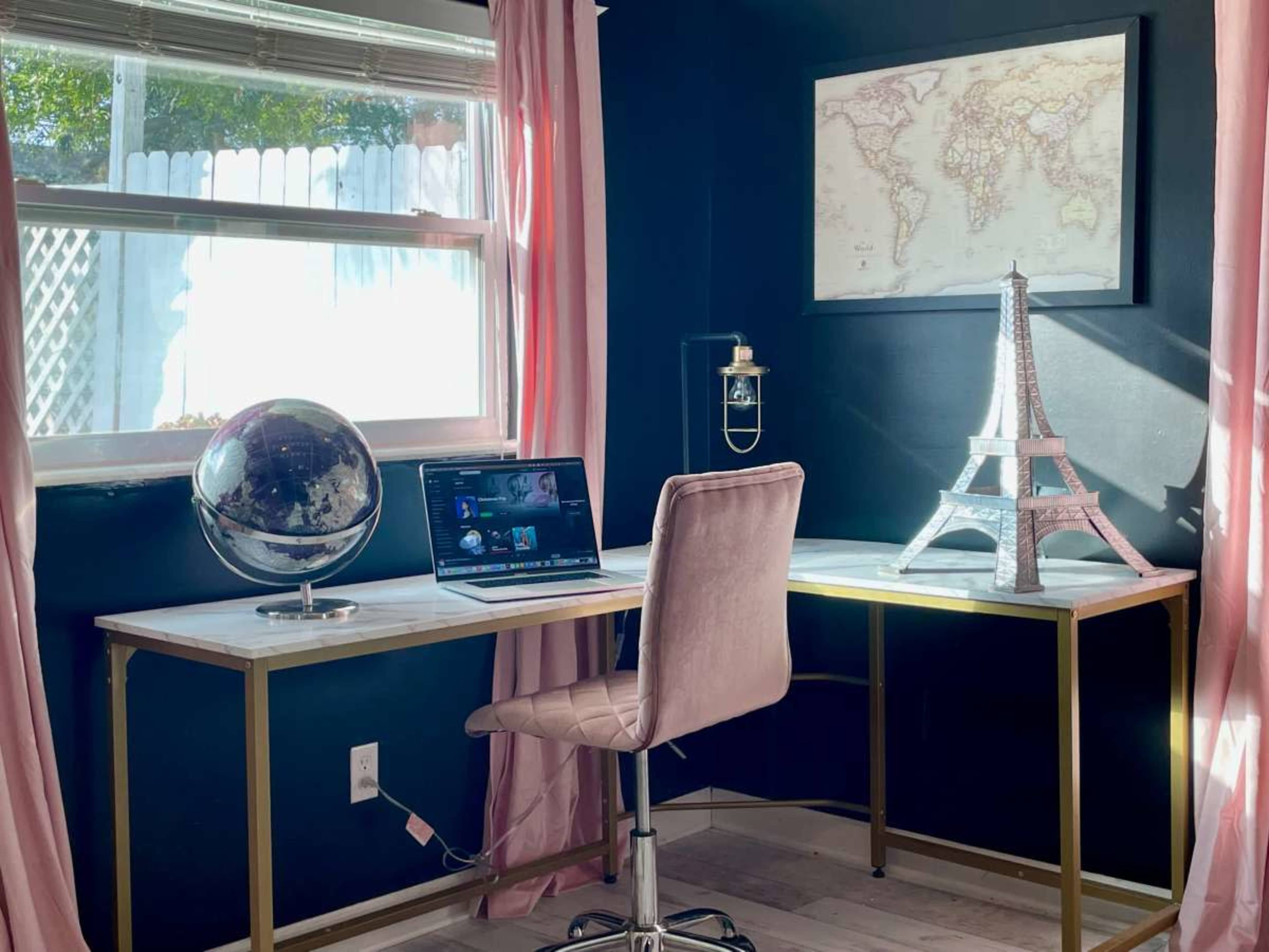 Sophisticated Sanctuary near the Bay and Beaches Image in Sun Bay South, Tampa, FL