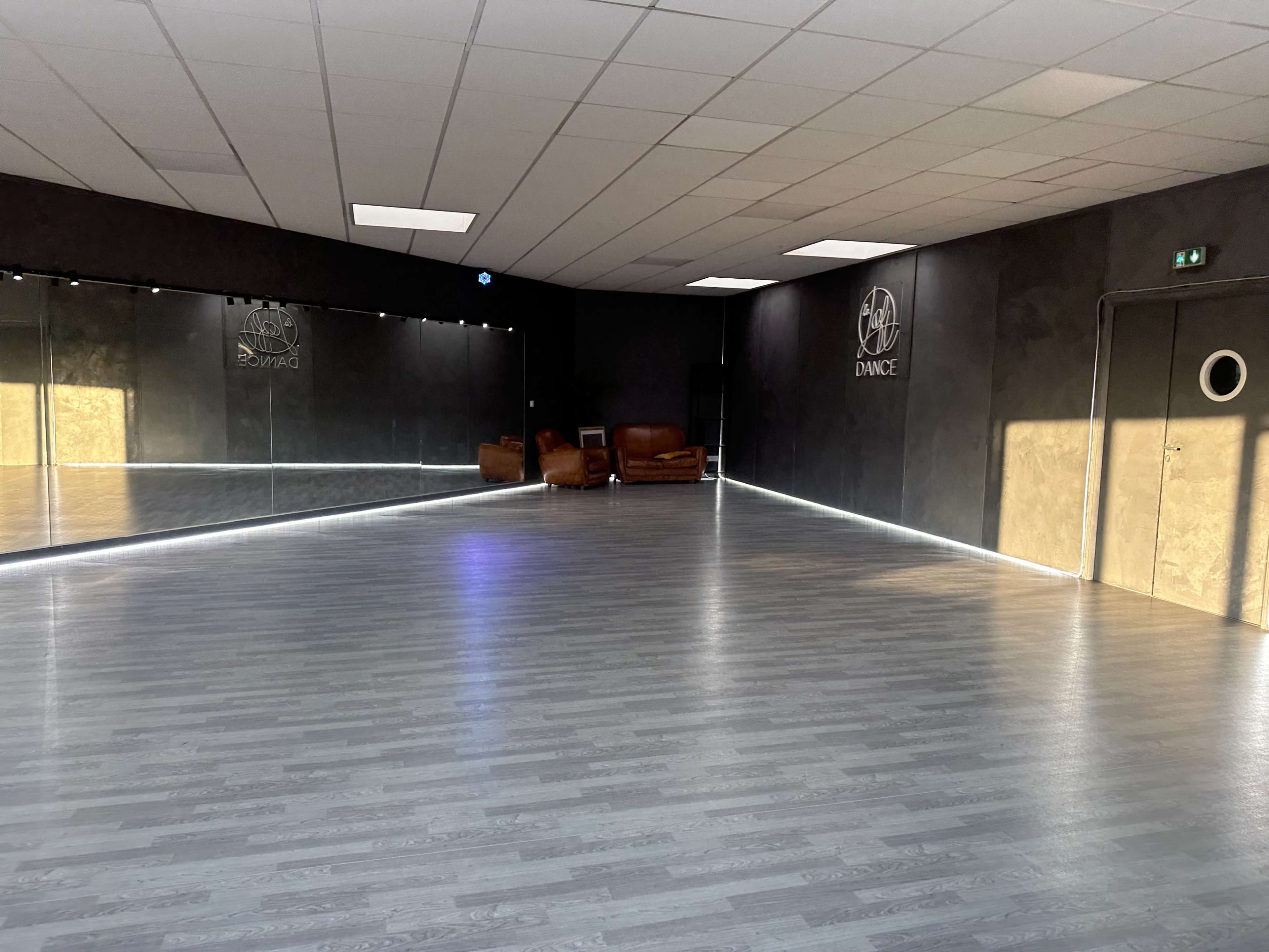 STUDIO DE DANSE Image in , sartrouville, 