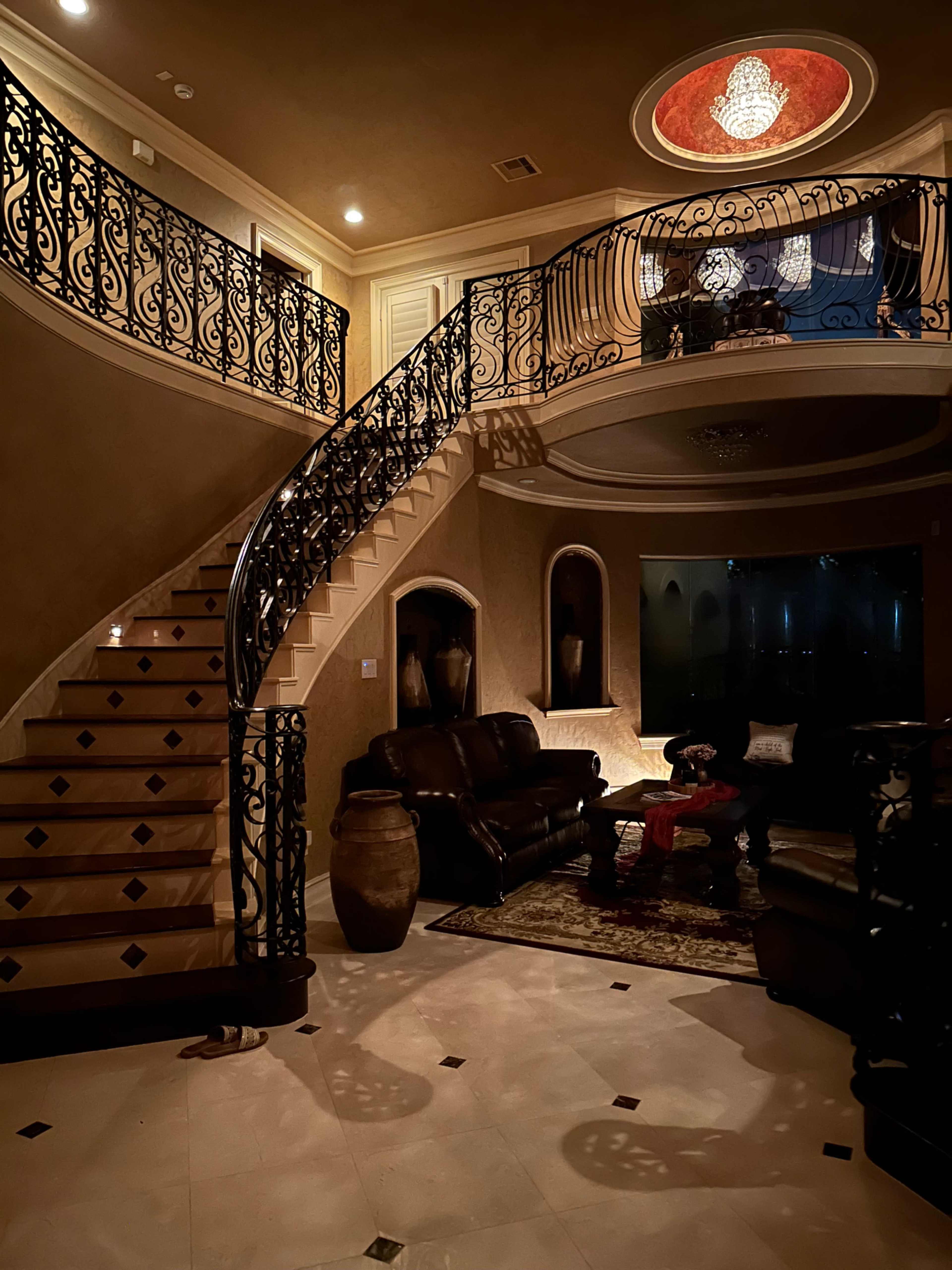 Elegant Houston Mansion with Pool for Meetings & Corporate Events Image in Fairfield Village North, Cypress, TX
