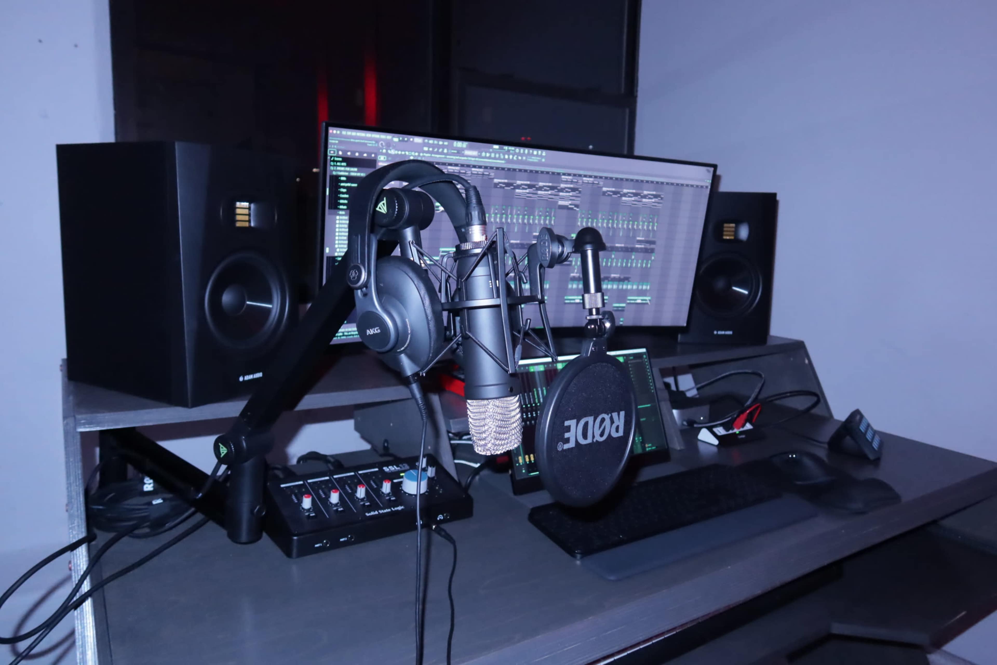 Music Recording Studio with Skyline View Image in Astoria, Long Island City, NY