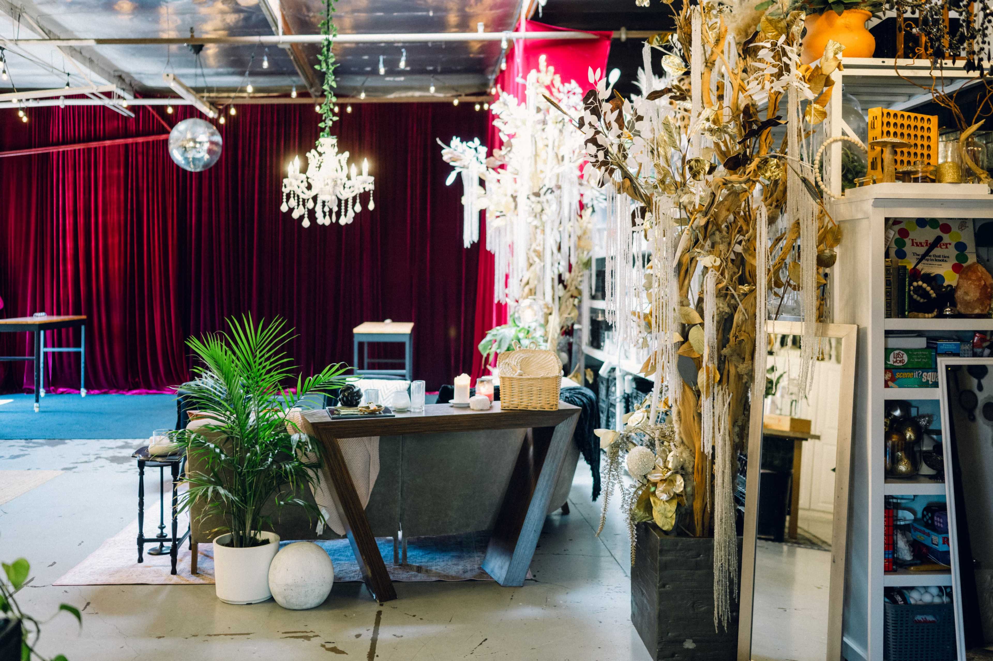NEW NEW - Unique & Fun Flexible Creative Studio! Image in Oak View, Huntington Beach, CA