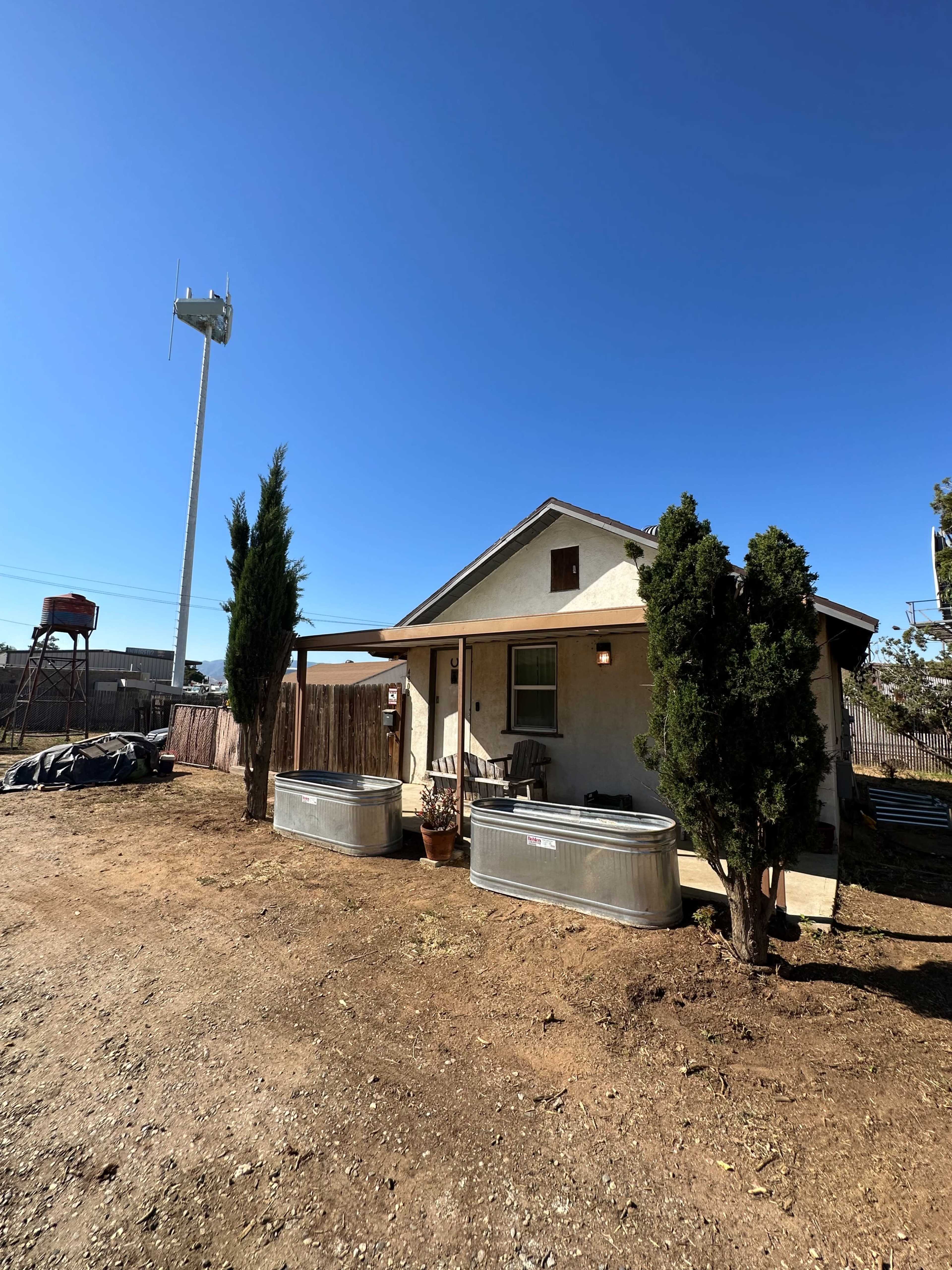 Rustic industrial desert home for filming, storage/base, or base of operations Image in Acton, Acton, CA