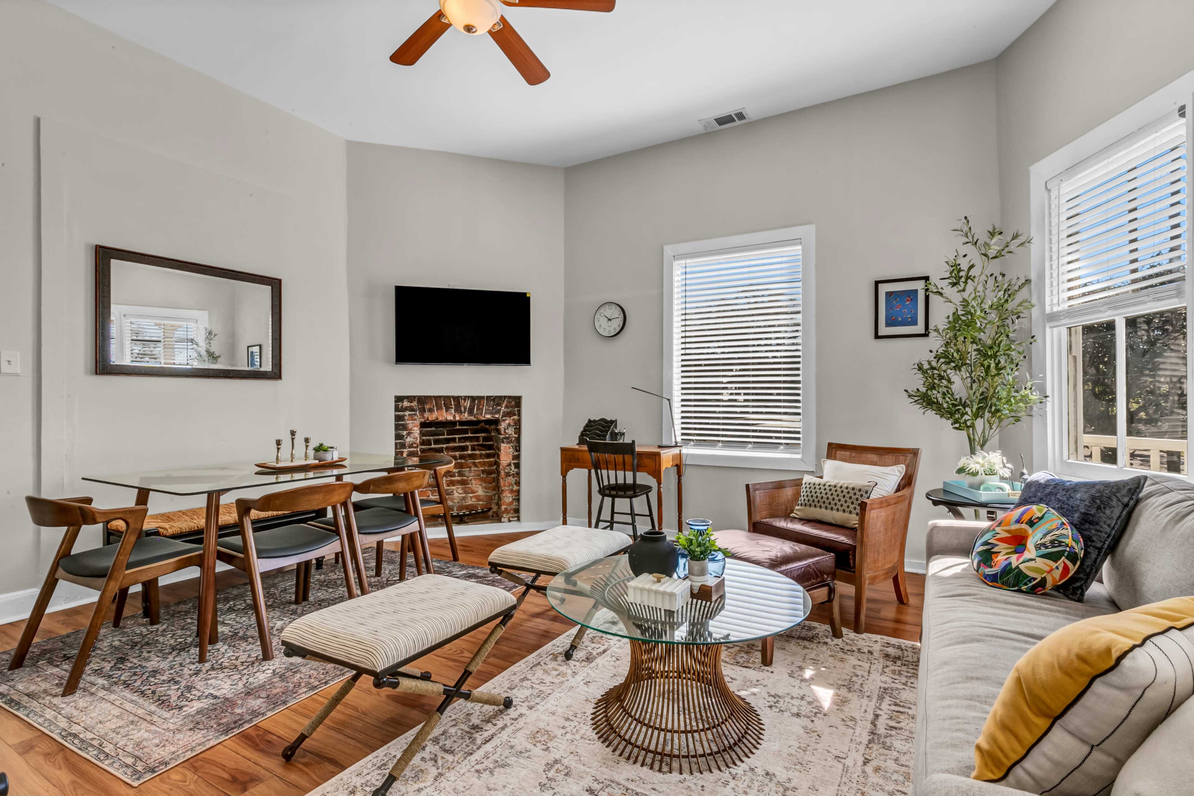 Renovated Historic Downtown Savannah Victorian Duplex with Balconies & Natural Light | Photo, Film & Events Image in Thomas Square, Savannah, GA