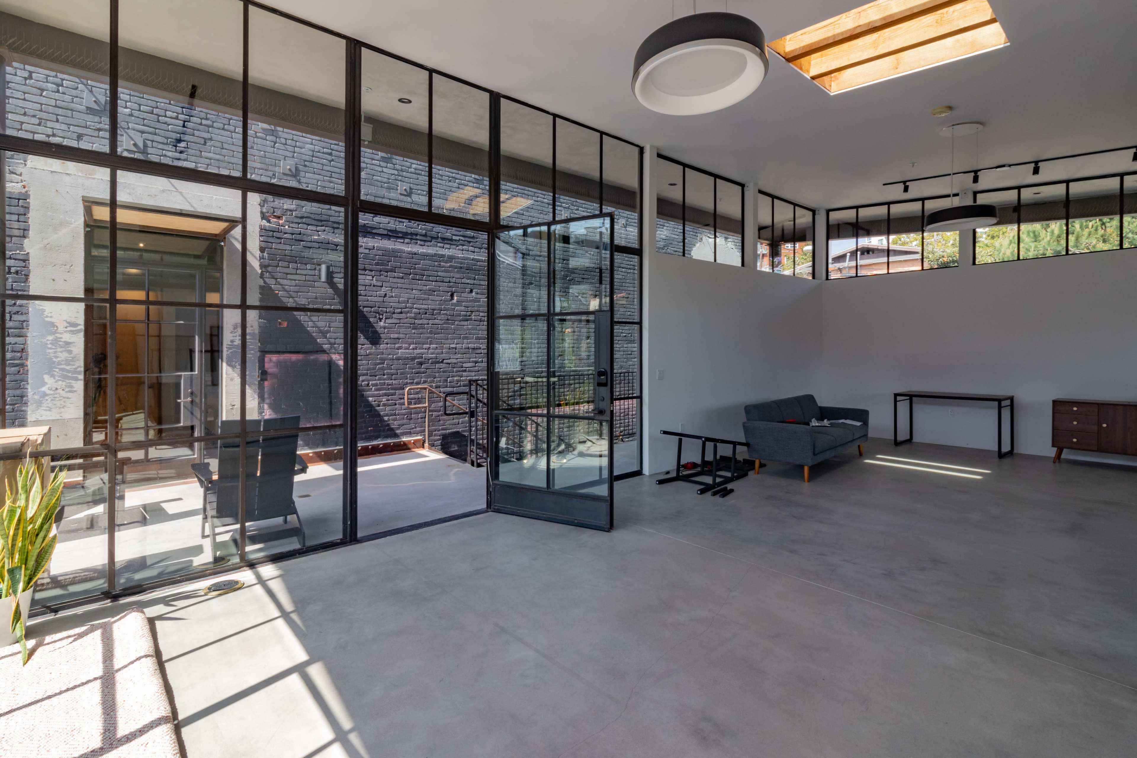 Spacious Loft Studio in Prime Location Image in Echo Park, Los Angeles, CA