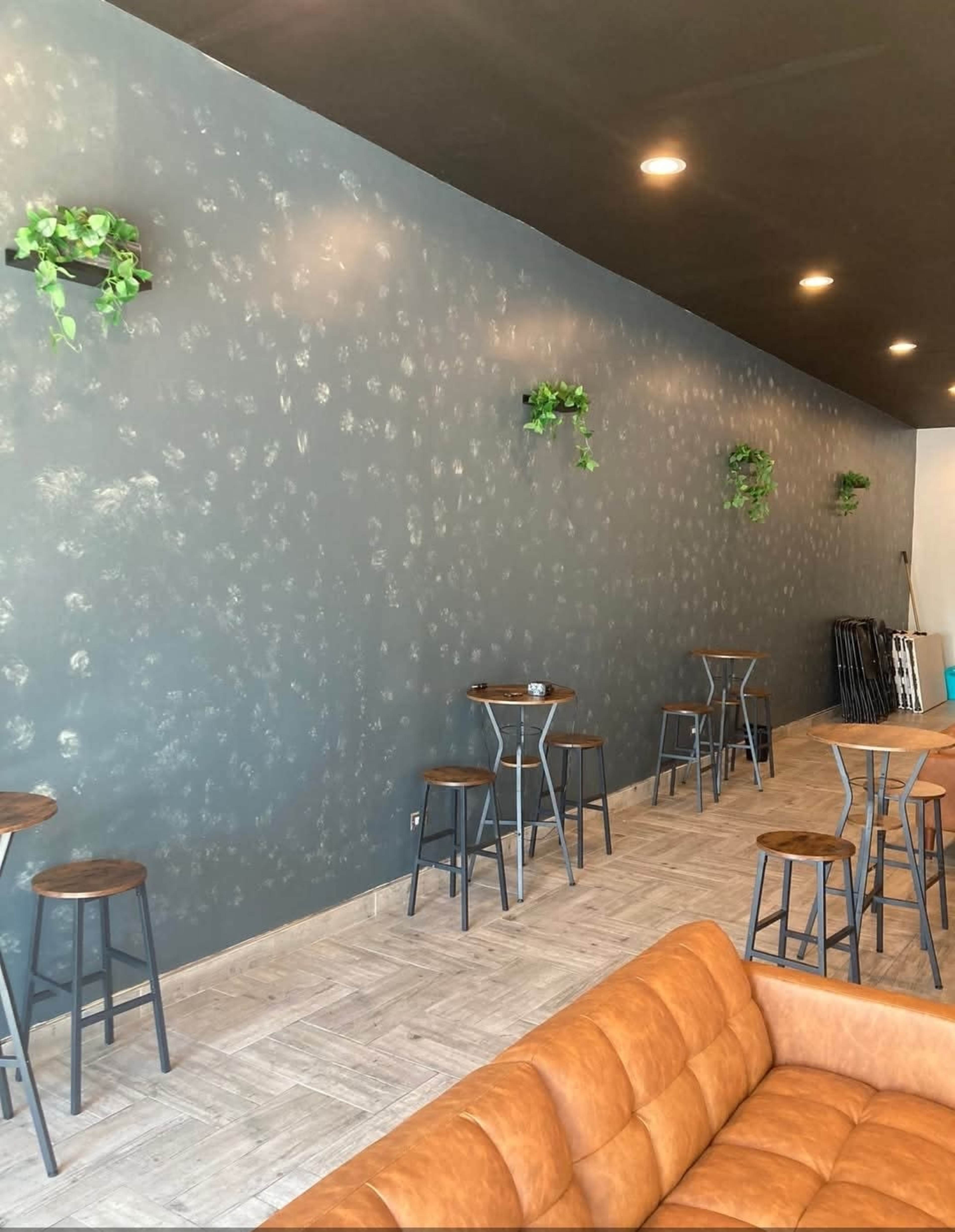 Southwest Chicago Burbank Area Pre-Styled Private Event Venue Image in South Side, CHICAGO, IL