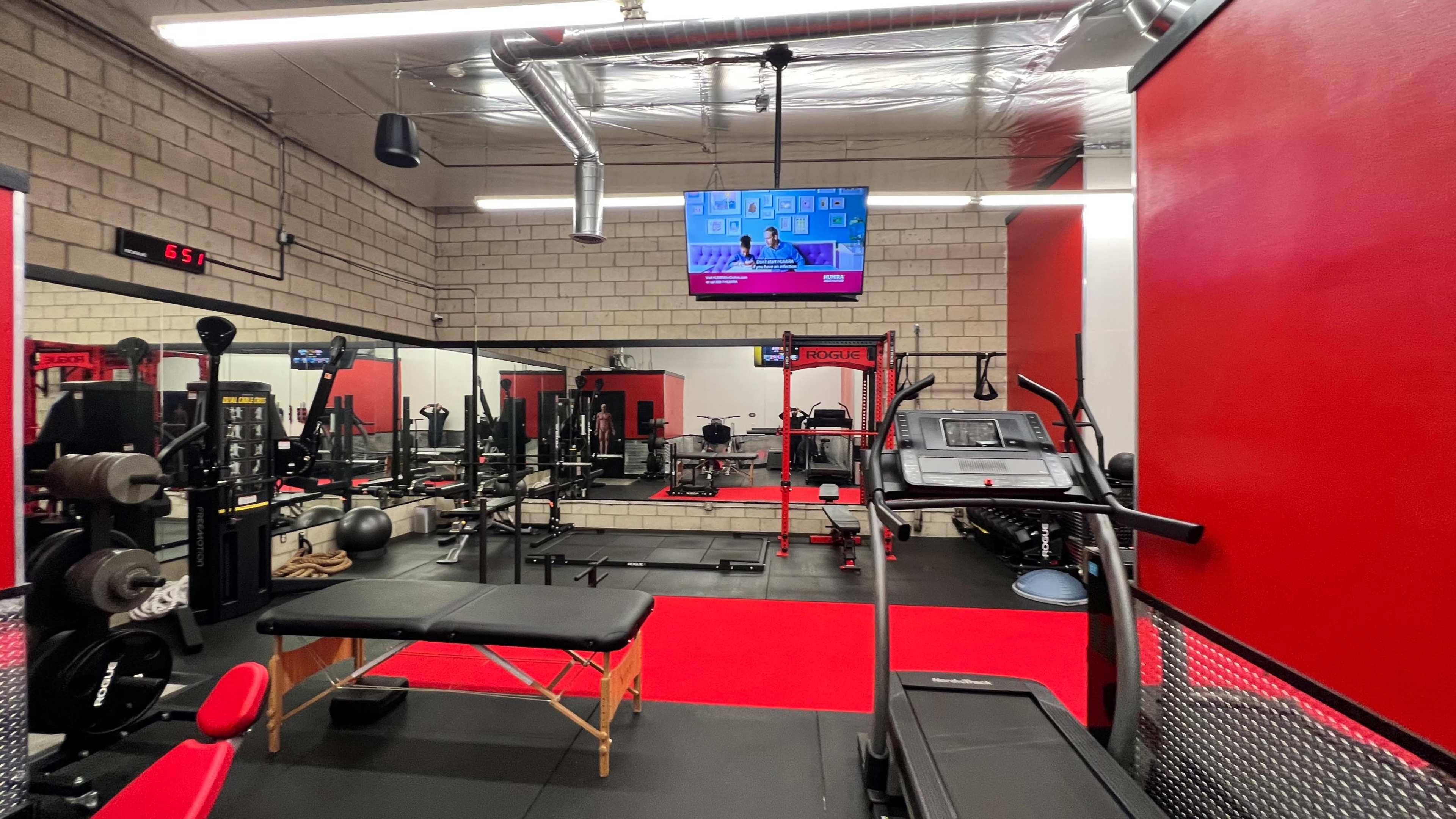 Industrial Boutique Fitness studio Image in Arcadia, Arcaida, CA