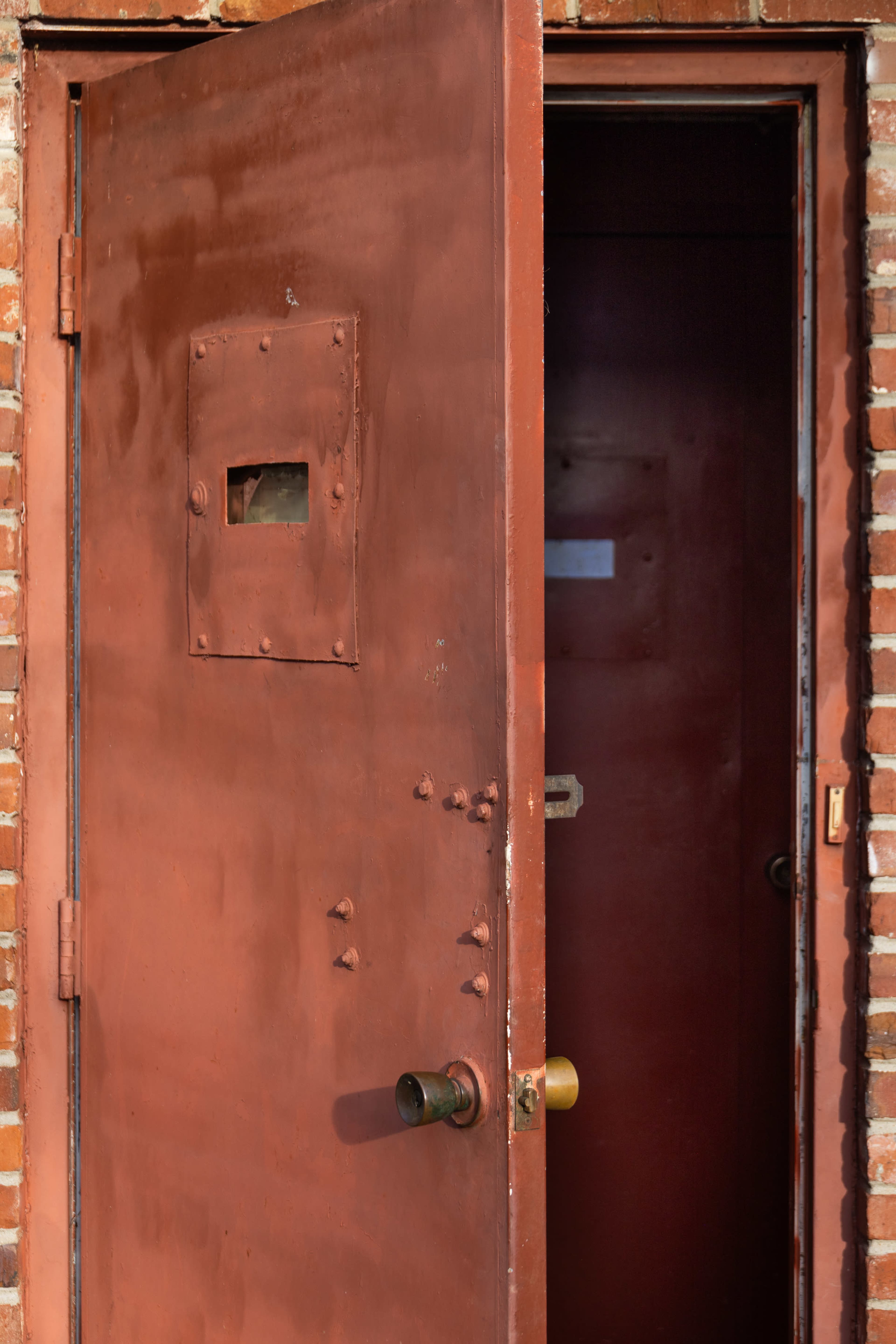 Hidden 1920s Speakeasy in a Rustic Countryside Hideaway Image in Ridgetop, Goodlettsville, TN