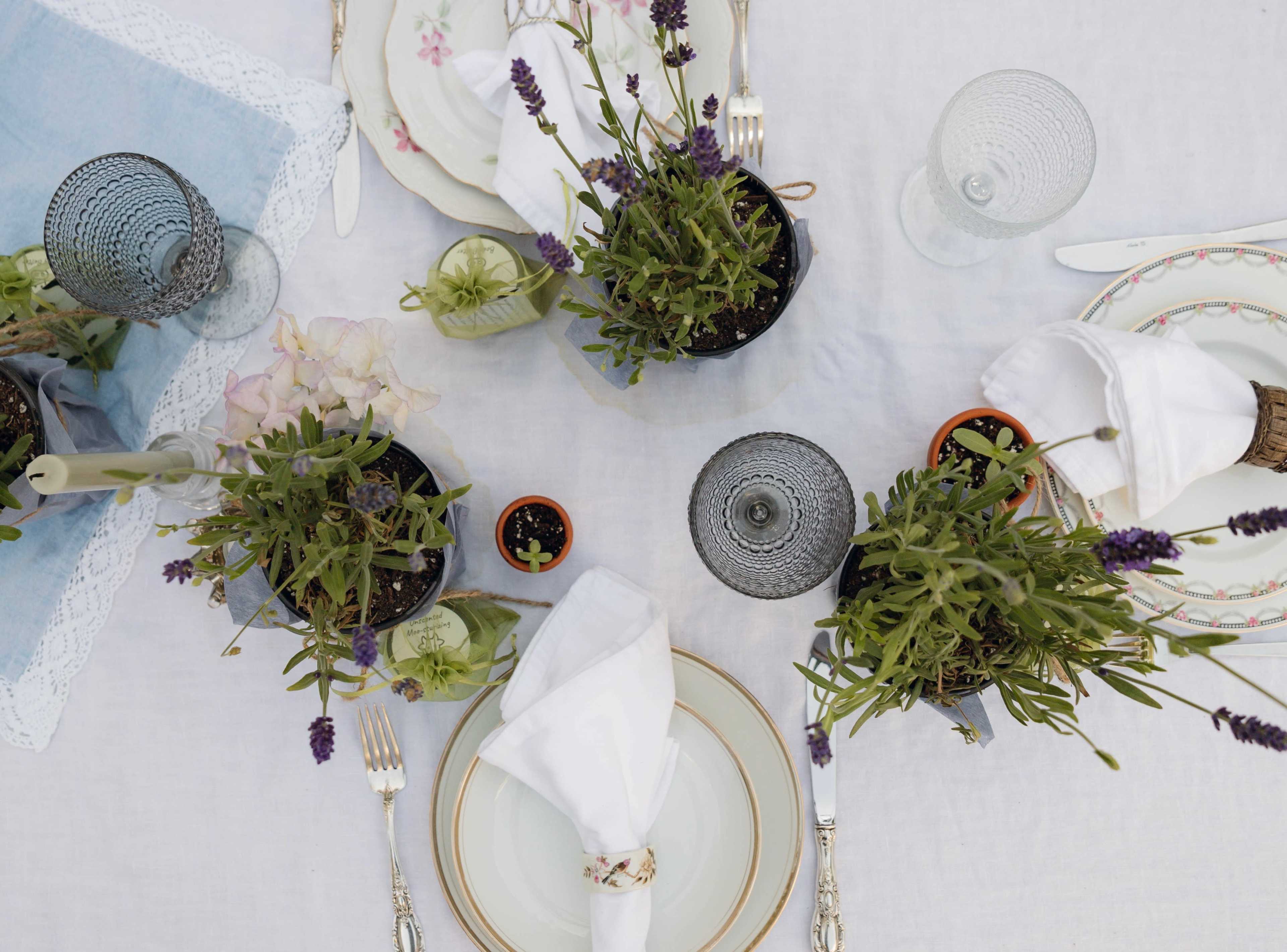 Garden Dining Image in Huntington Beach, Huntington Beach, CA