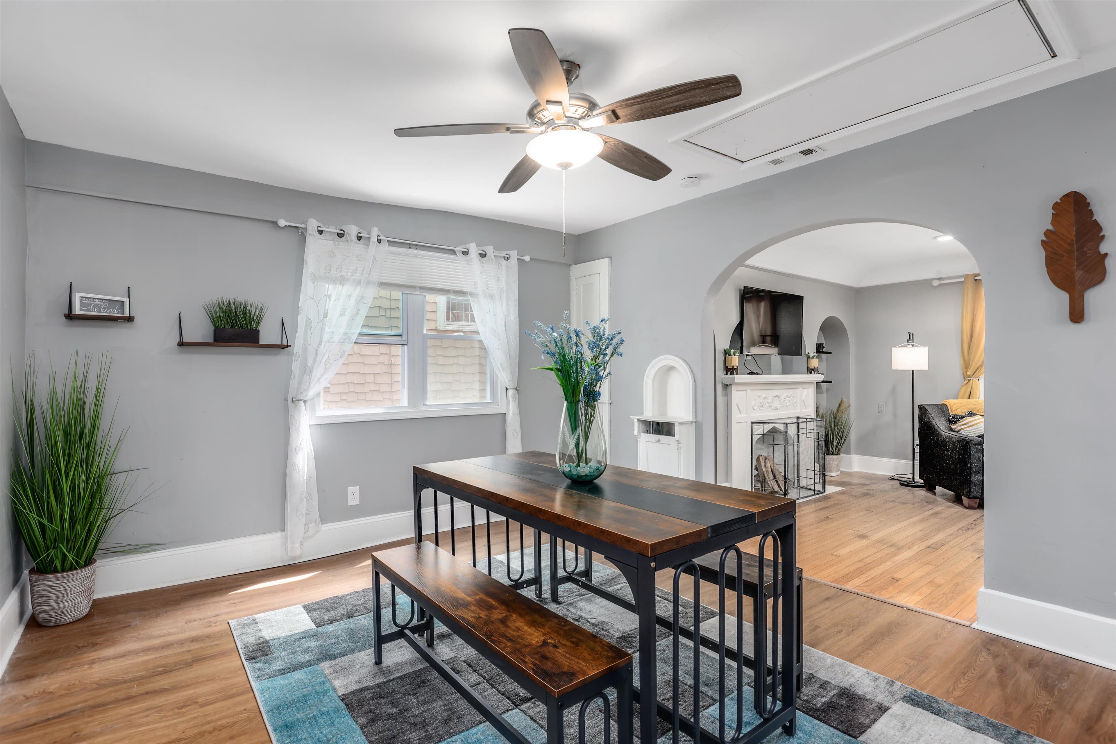 Modern & cozy Image in Morningside, Detroit, MI