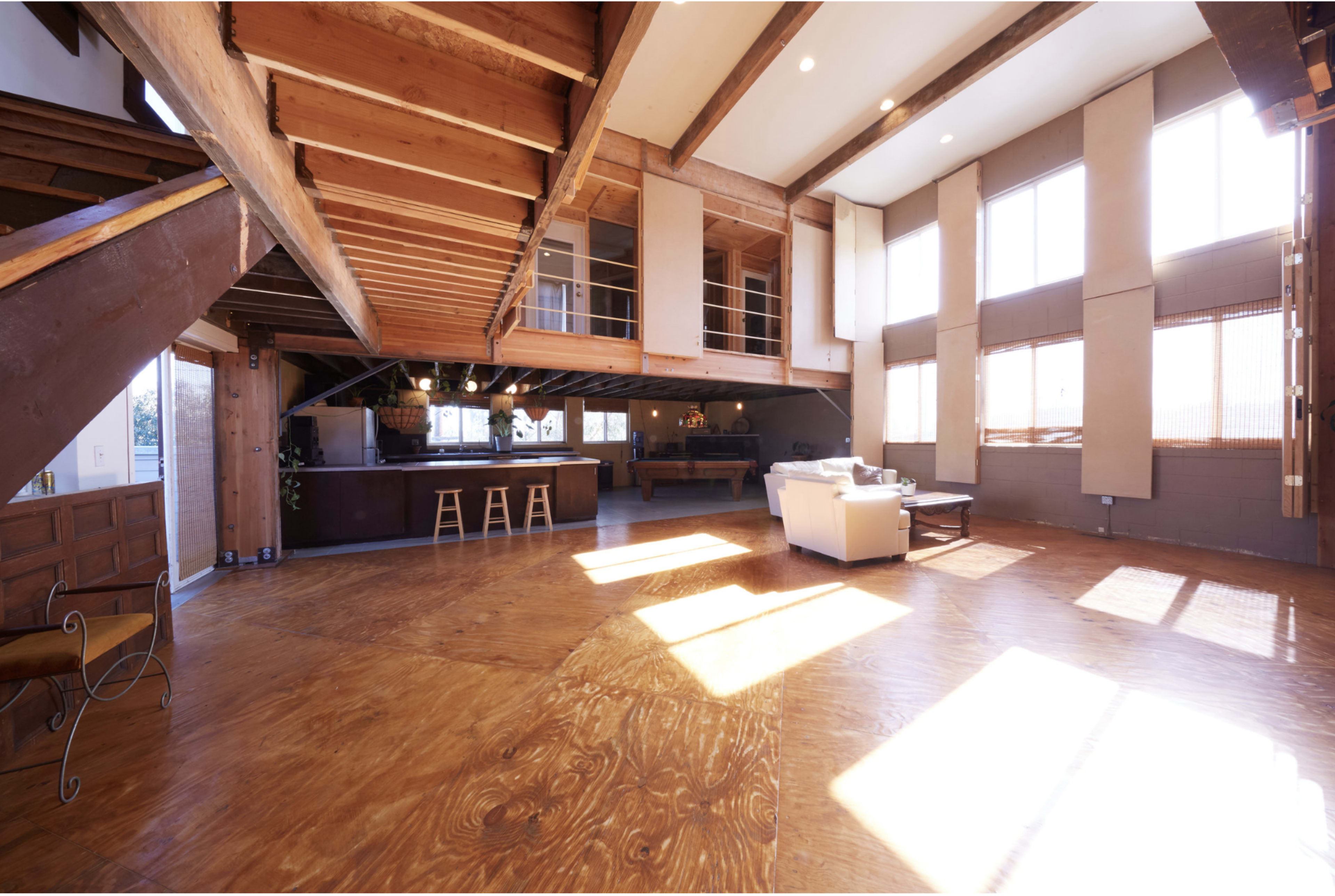 Forge Studios | Loft East: Modern Organic Film & Photo Location Image in Northeast Los Angeles, Los Angeles, CA