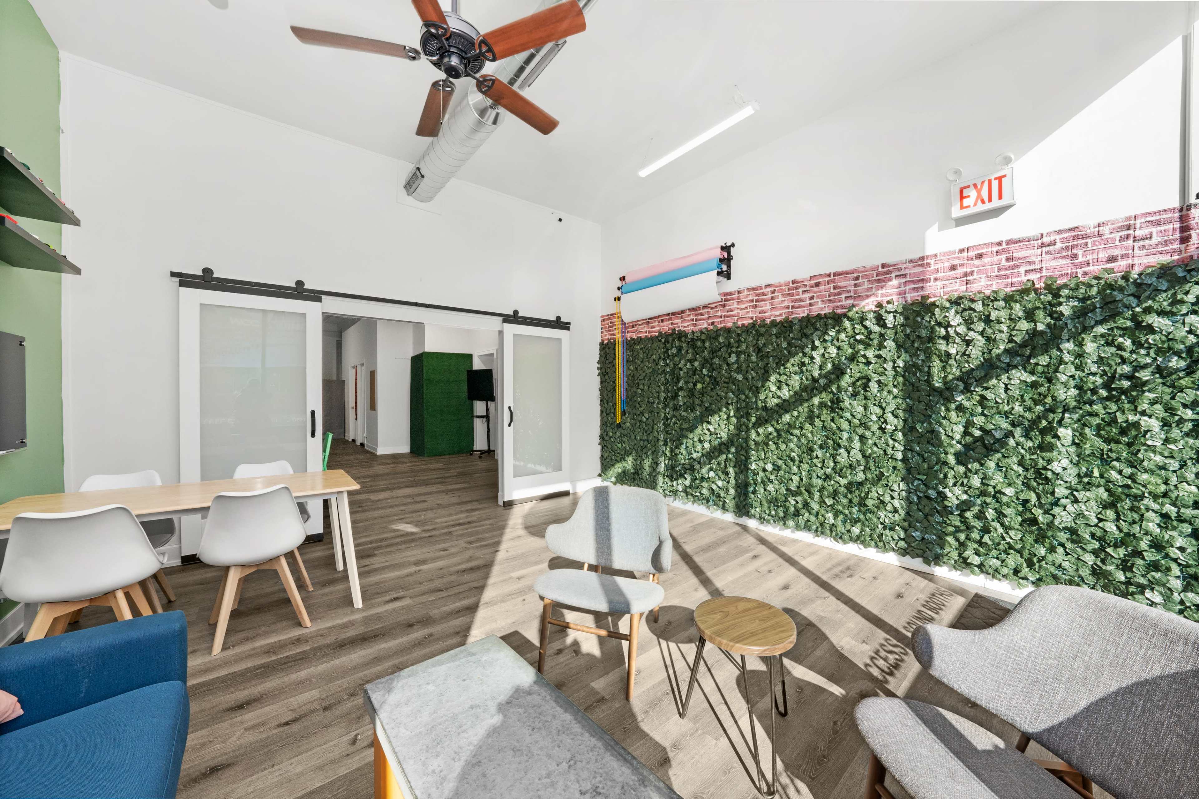 Trendy Space Perfect for Meetings, Events & Seminars Image in Albany Park, Chicago, IL