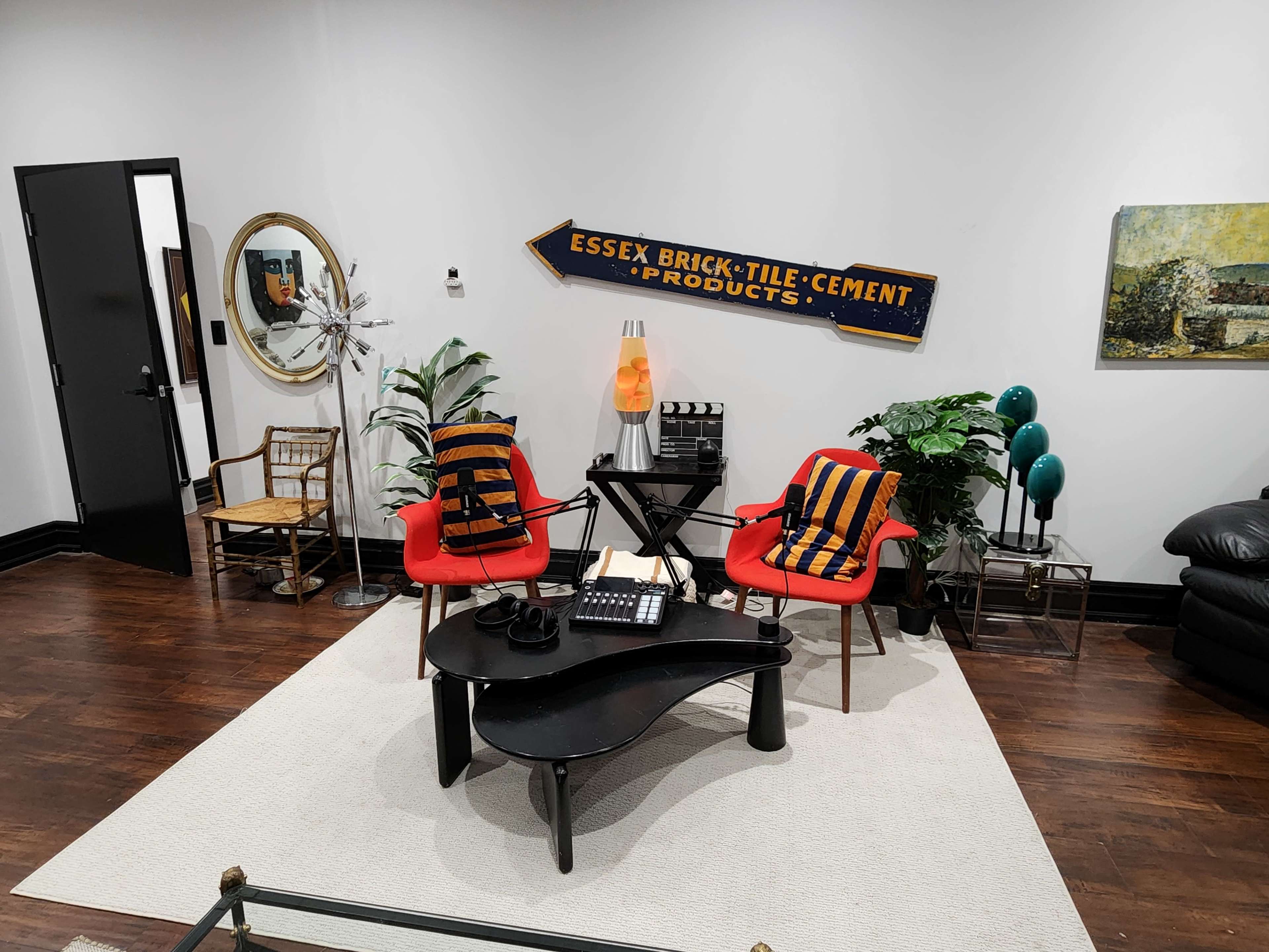 Professional Content & Podcast Studio Lounge in Mississauga Image in Dixie, Mississauga, ON