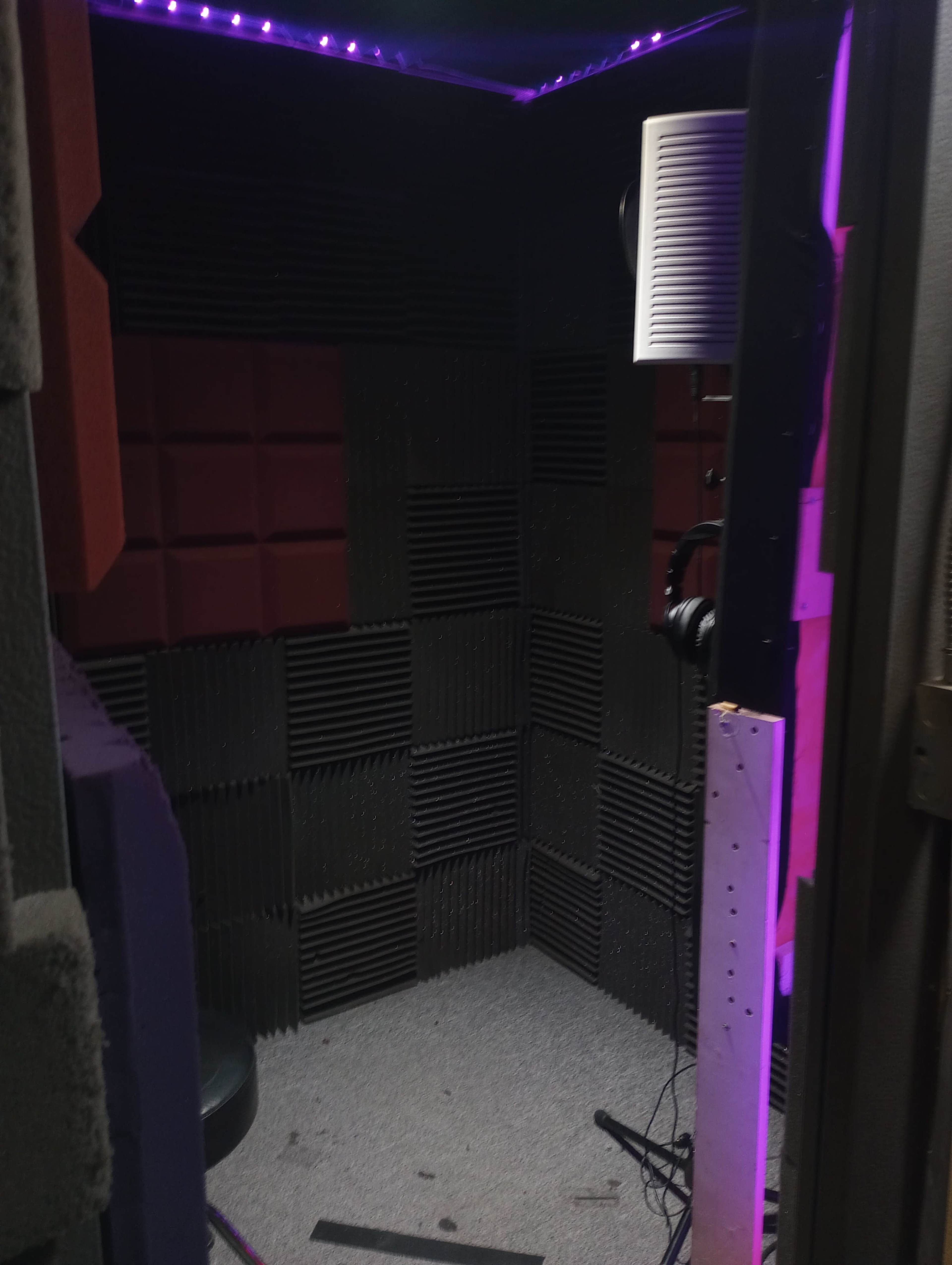 Music Recording Studio near Potrero Hill Image in Potrero Hill, San Francisco, CA