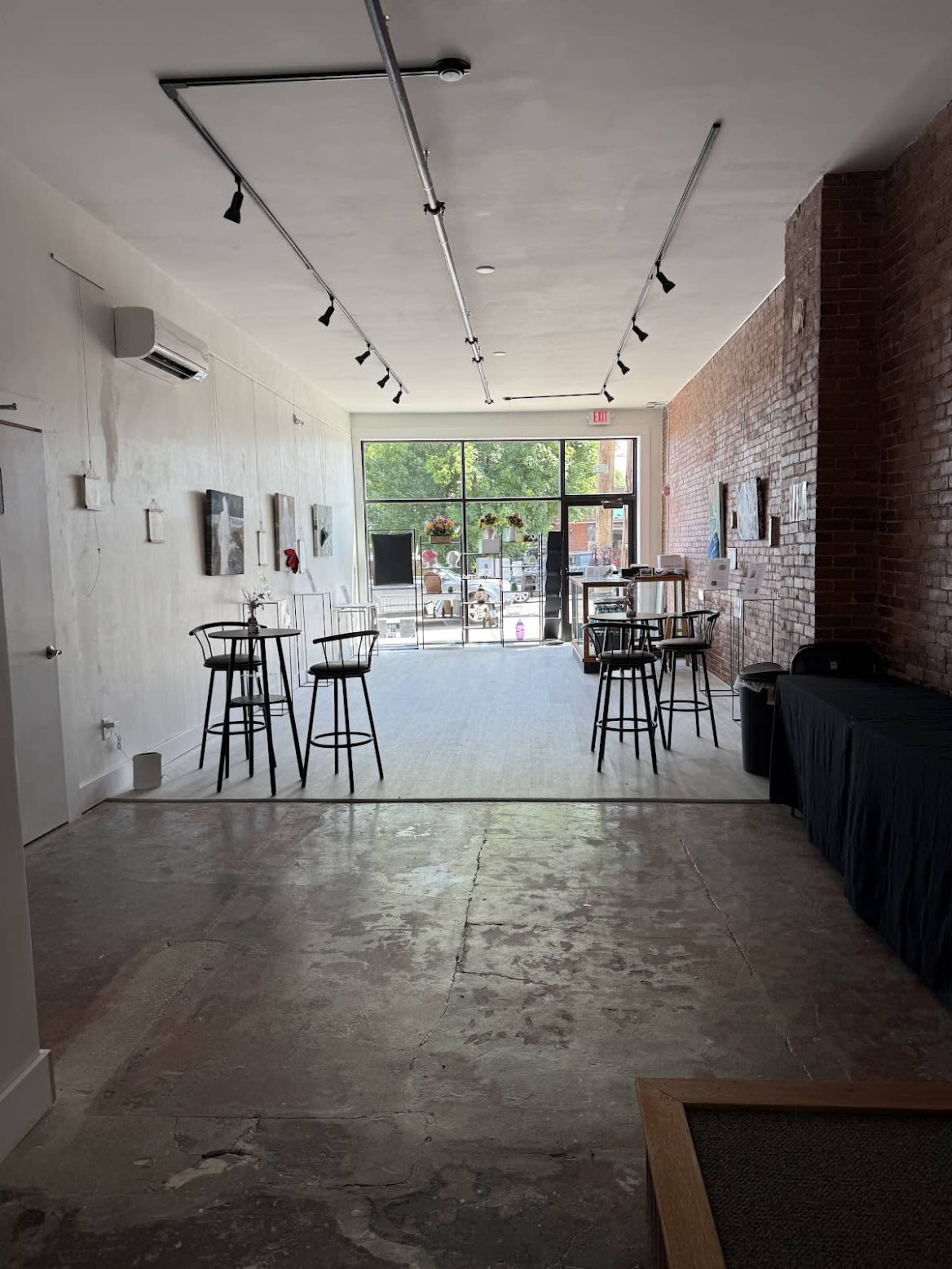 Contemporary Art Gallery Downtown Image in Dover, Dover, NH