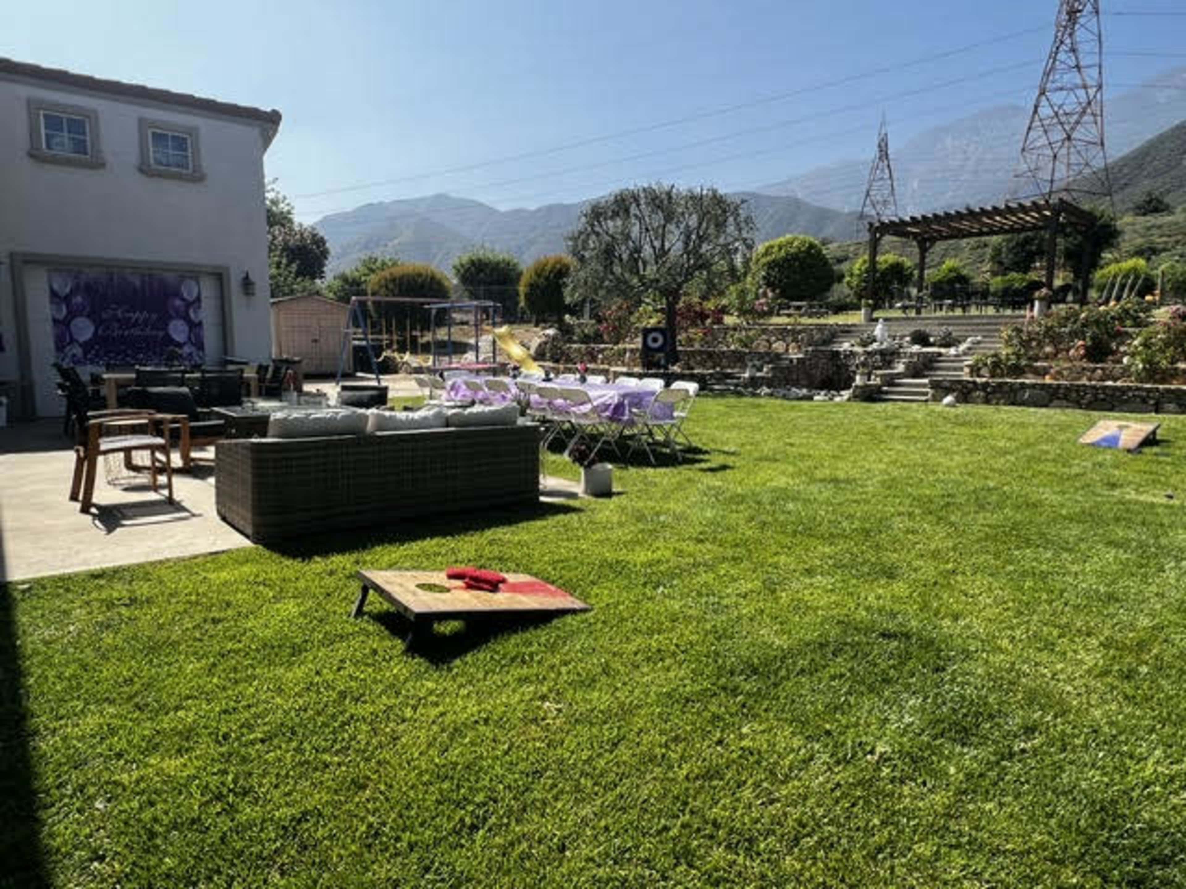 “Bella Vida” meaning Beautiful Life💕 It conveys a sense of enjoying life to its fullest. Image in Rancho Cucamonga, Alta Loma, CA