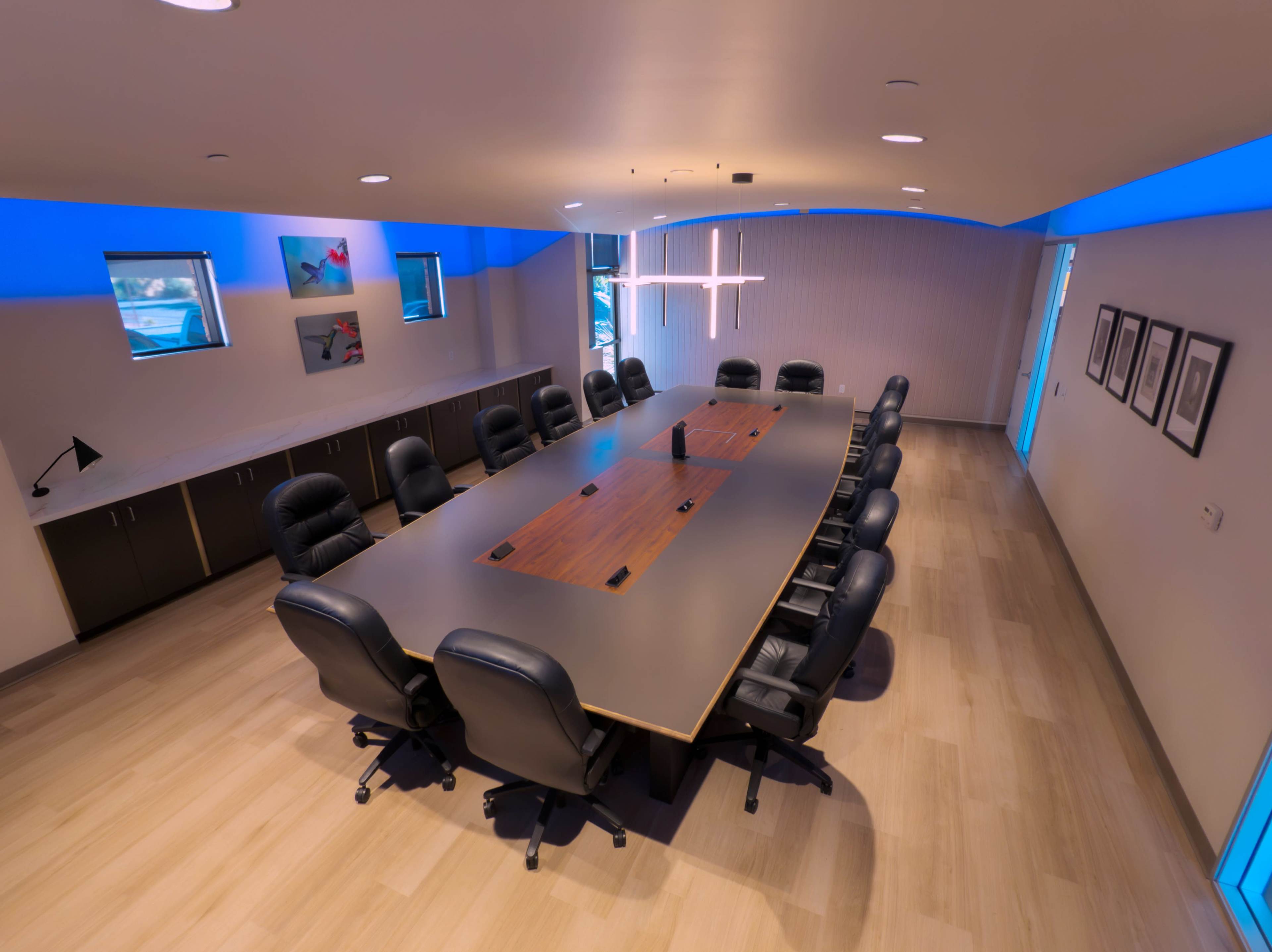 Modern, Zoom-ready spacious boardroom—up to 19 Image in Downtown Scottsdale, Scottsdale, AZ
