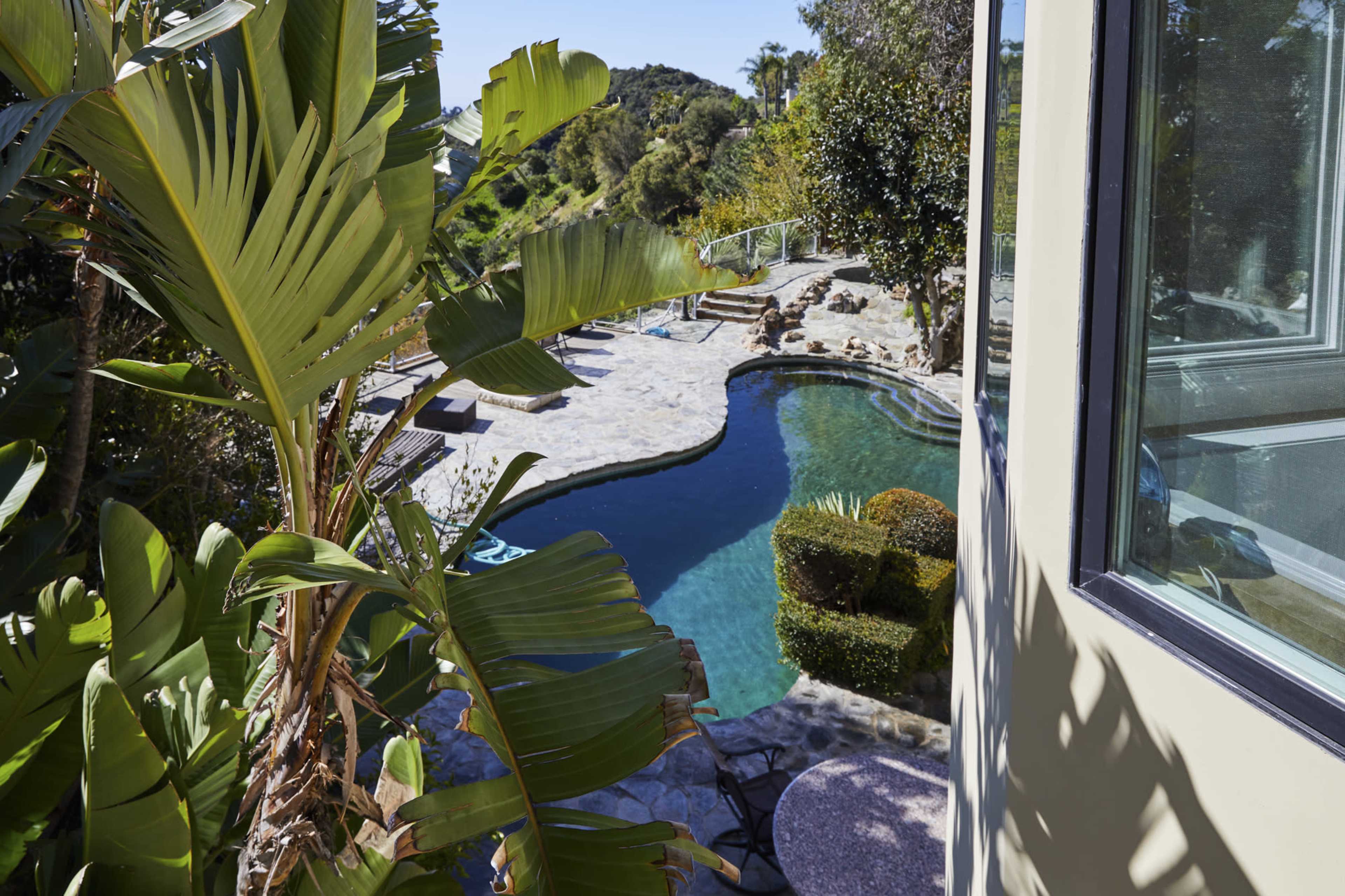 Beautiful House Image in Beverly Crest, Los Angeles, CA