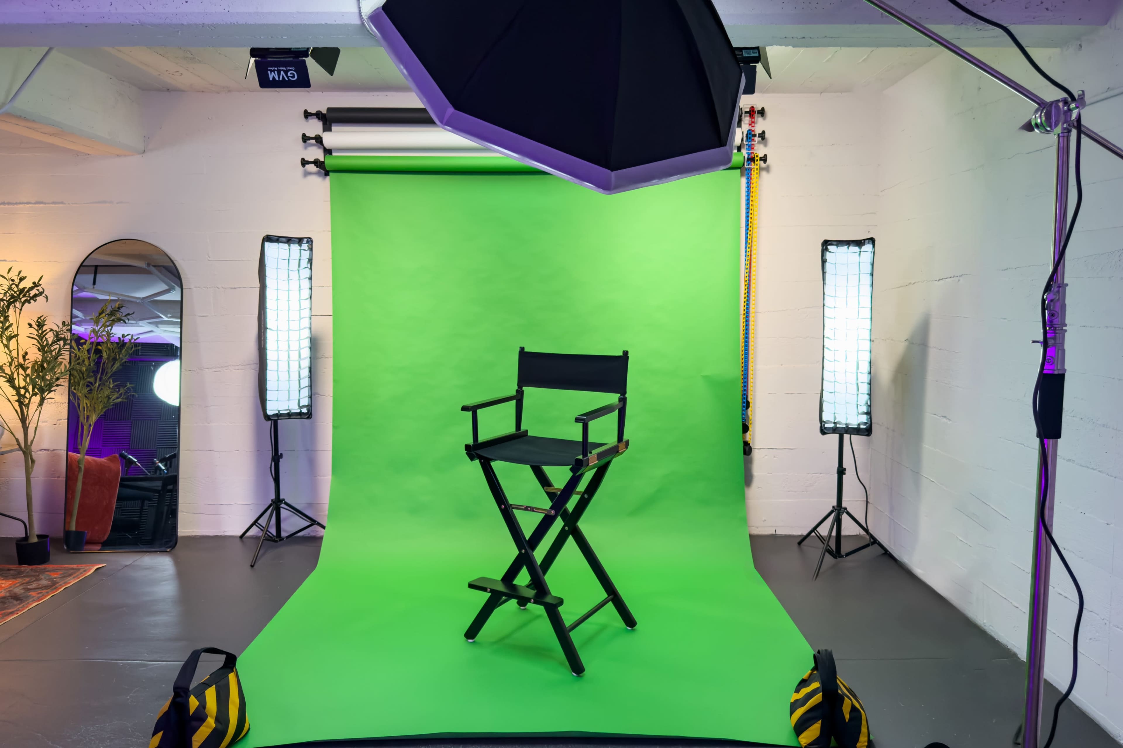 Creative Lounge & Meeting Space Image in Sawtelle, Los Angeles, CA