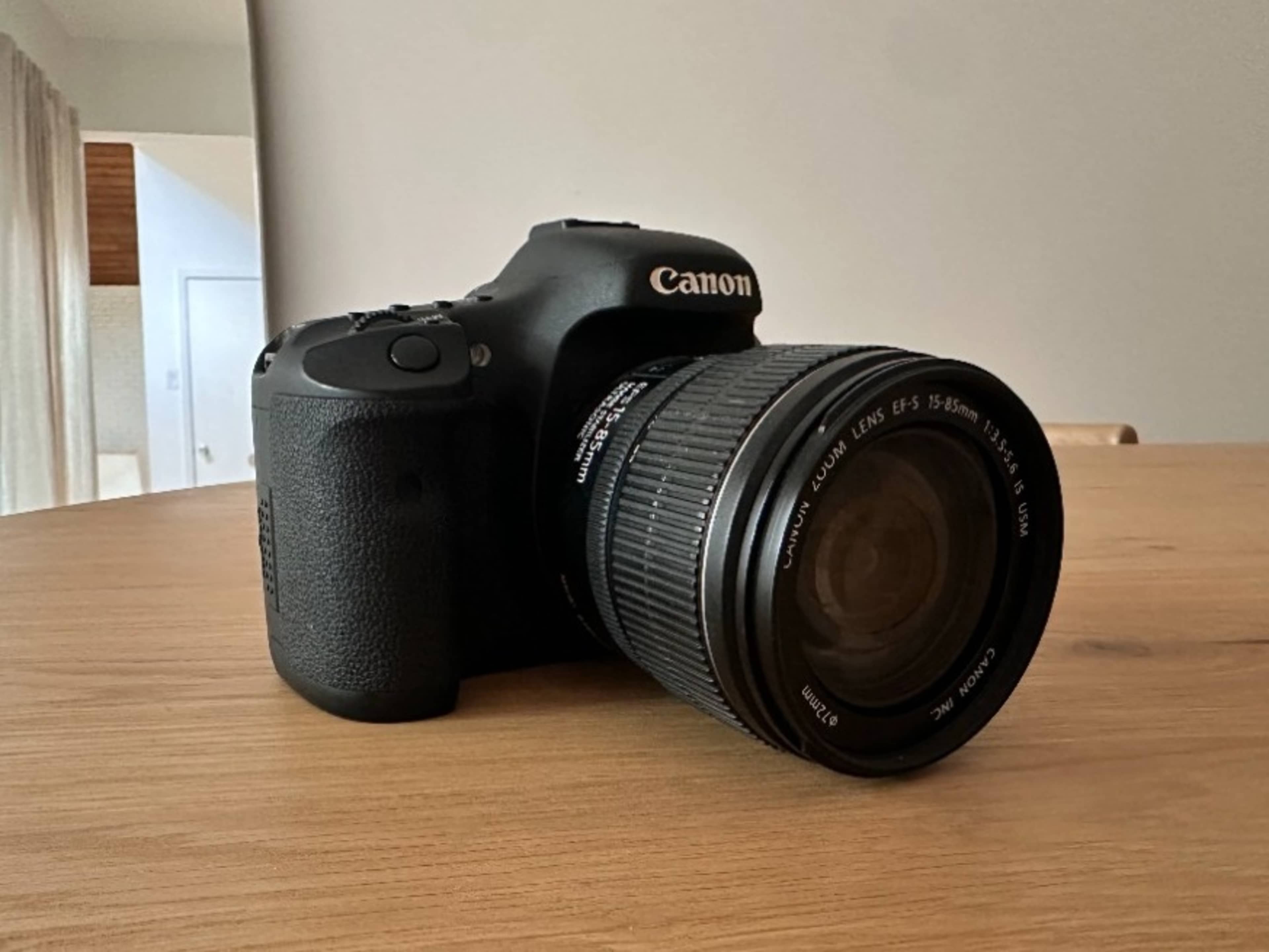 Canon DSLR Camera