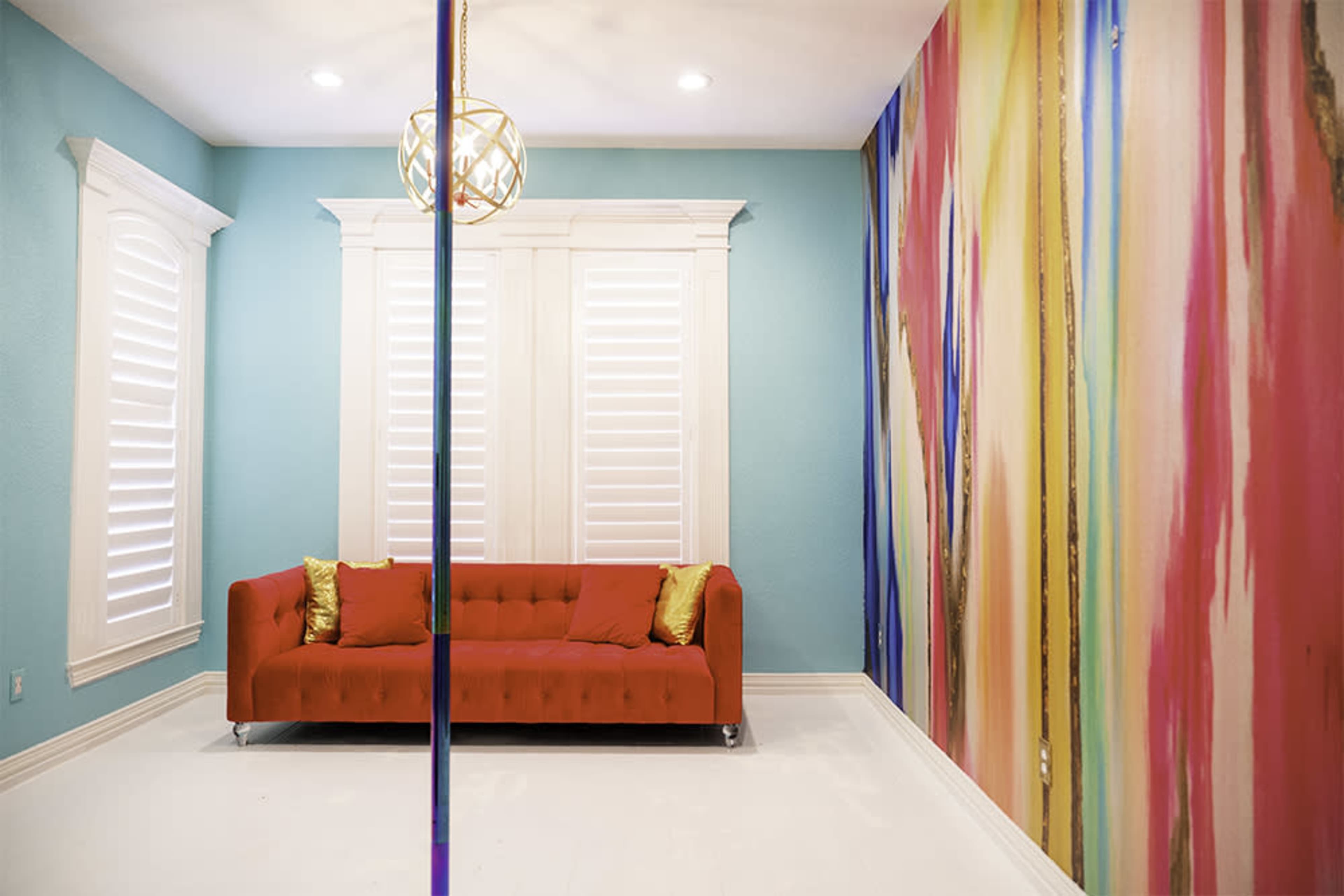 C A N D Y 🍭 Room Image in , Fort Worth, TX