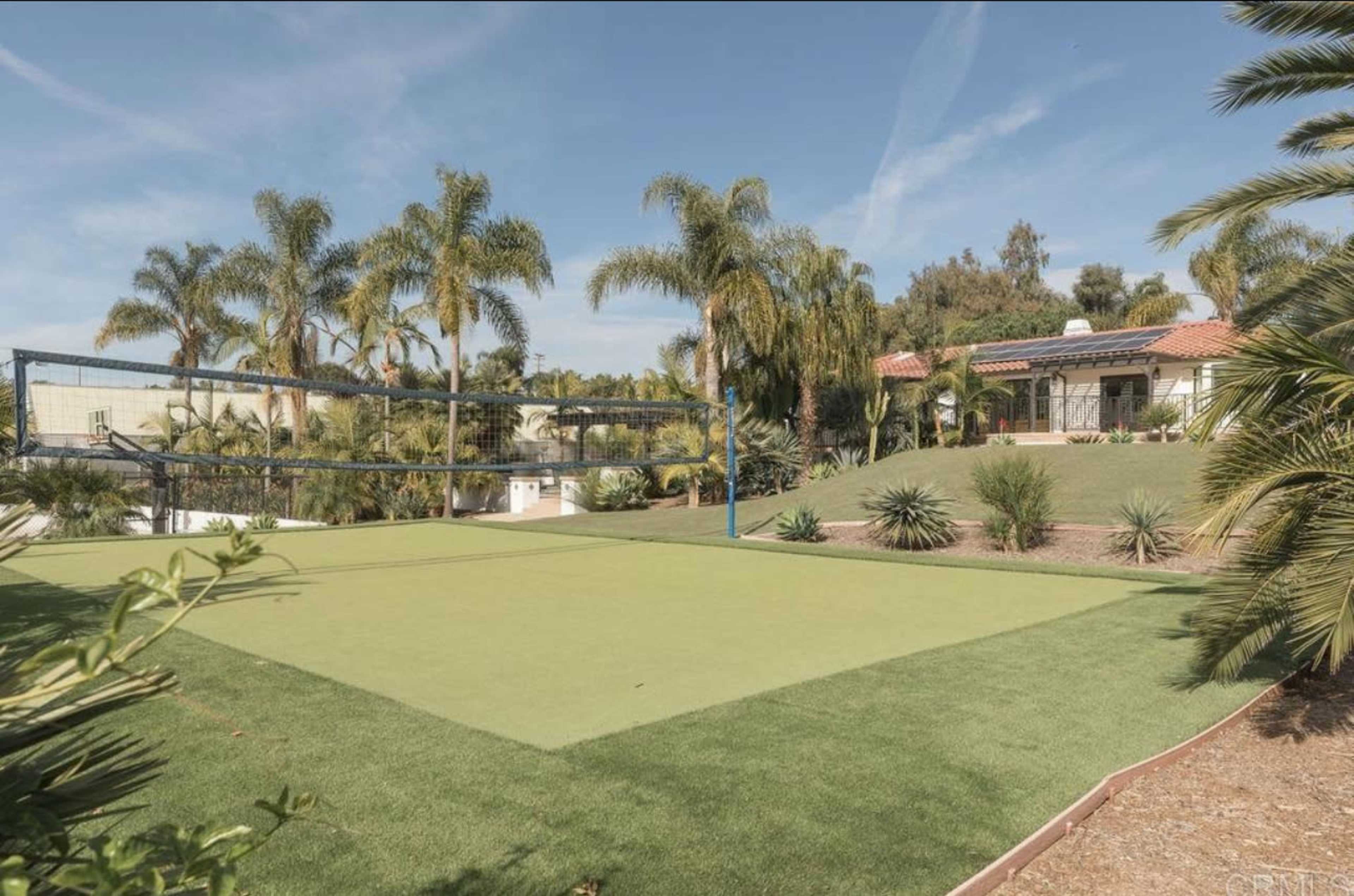 Resort Living at Home: Golf, Pickleball & more Image in , vista, CA