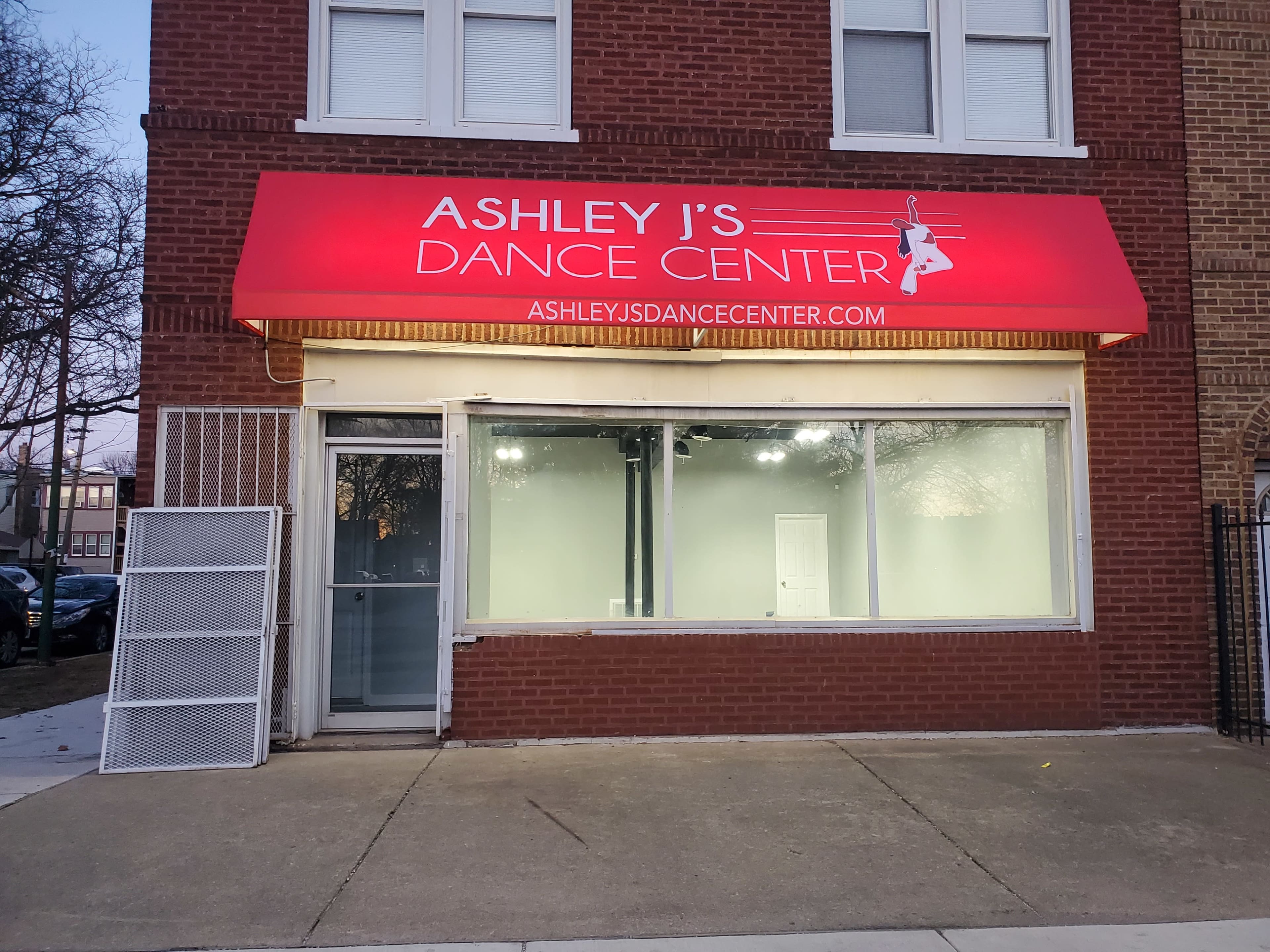 Austin Area Dance & Event Oasis Image in Austin, CHICAGO, IL