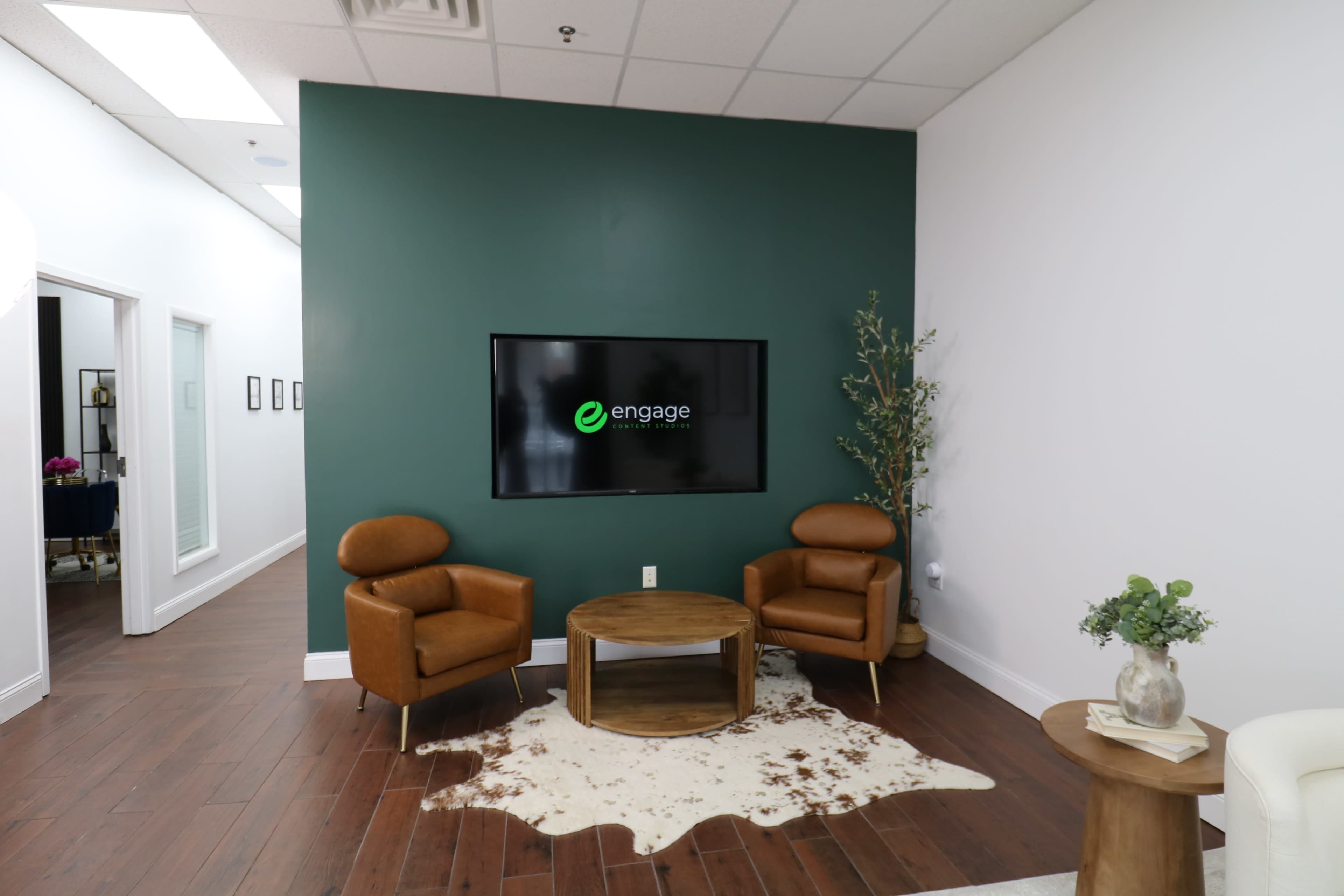Open Concept Photo and Production Space Image in Gwinnett Village, Norcross, GA