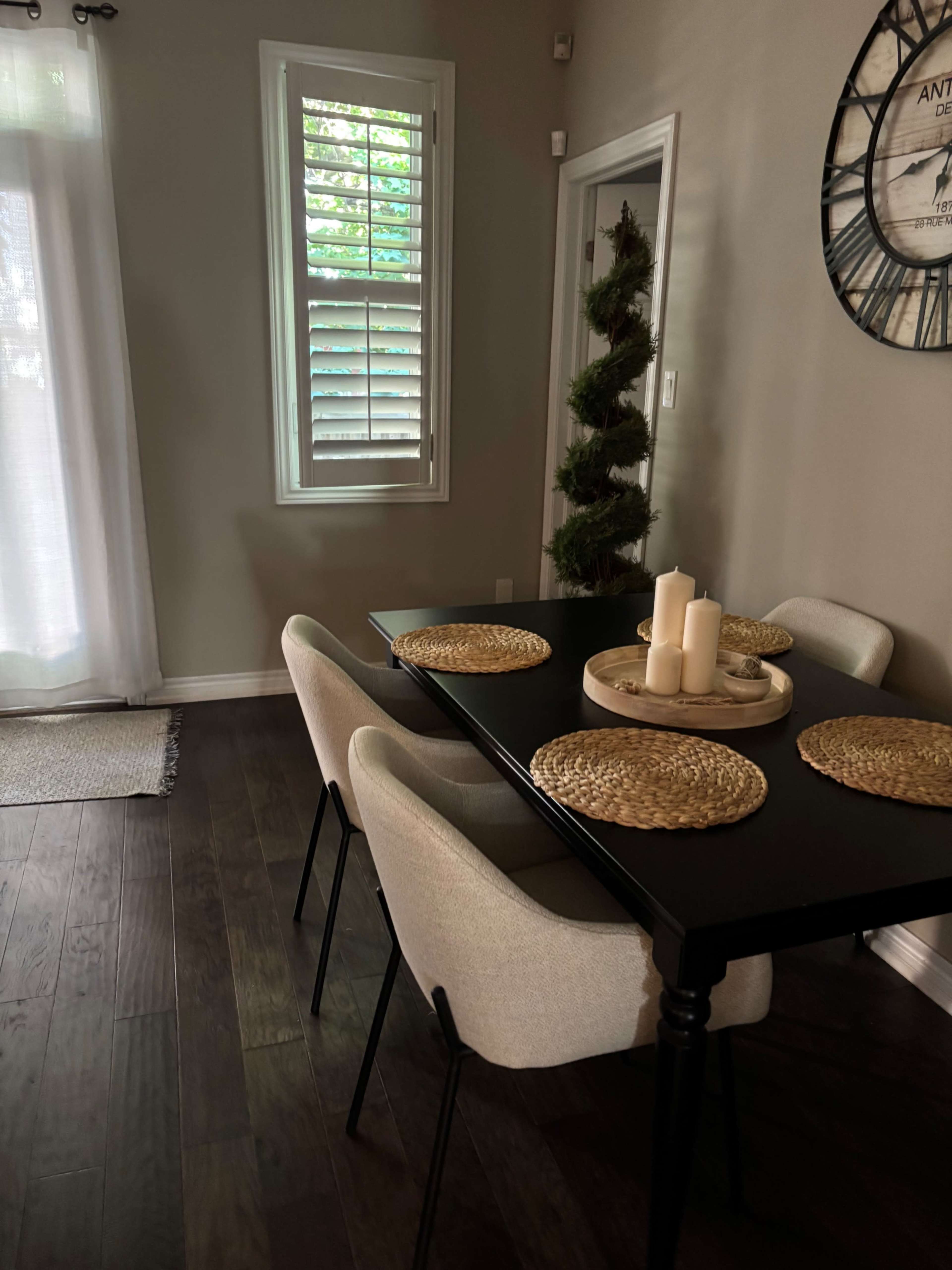 Modern Farm house Image in Ancaster, Ancaster, ON