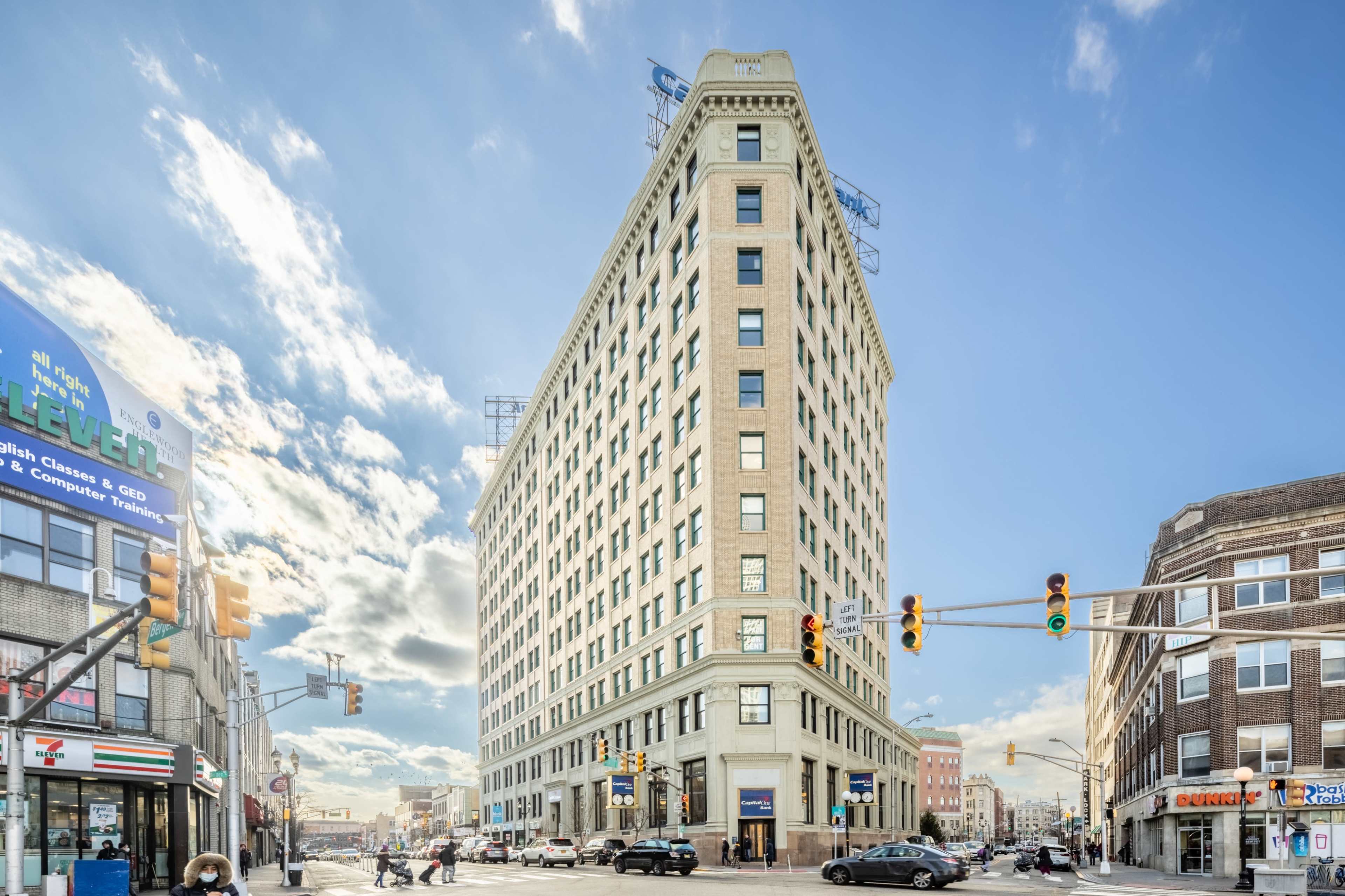 Excellent Training/Meeting Space Near Journal Square Path Image in Journal Square, Jersey CitY, NJ