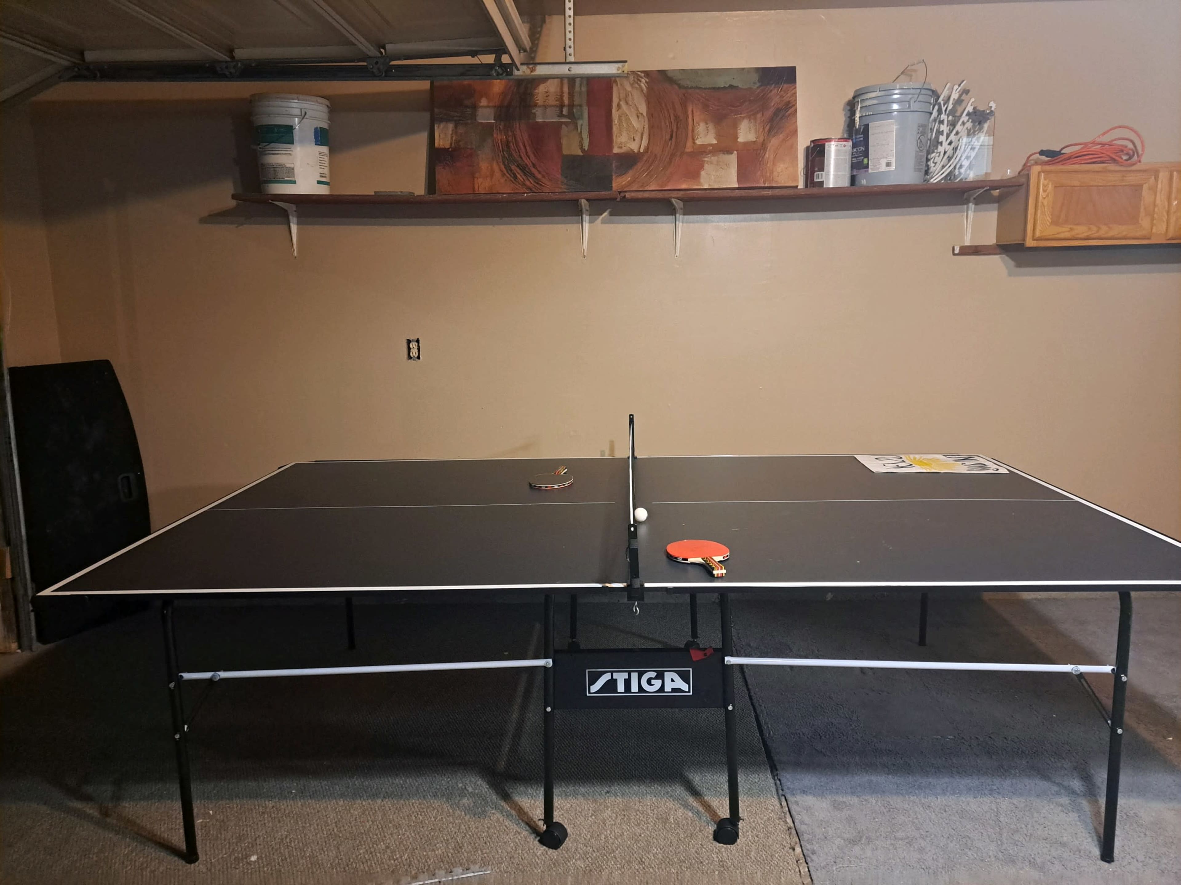 Modern 3-Bedroom, 2.5-Bathroom Home in a quiet Urban Neighborhood. Image in Sunrise Manor, Las Vegas, NV