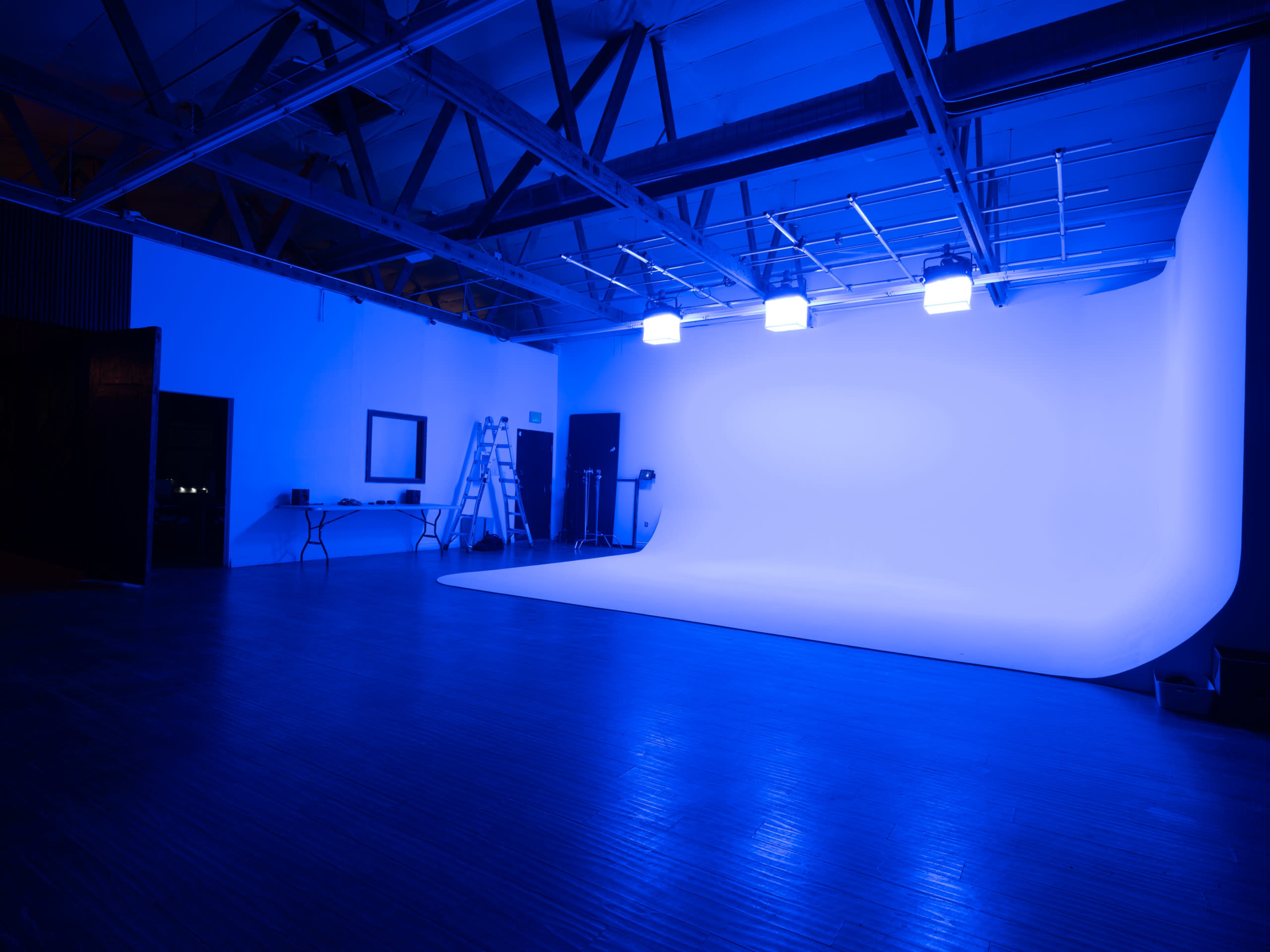 Castle Loft Studio for Video Photo and Podcast in DTLA with Pre-Lit Addons RGB White CYC Wall / LED Wall VR Addons / HVAC Image in Central LA, Los Angeles, CA