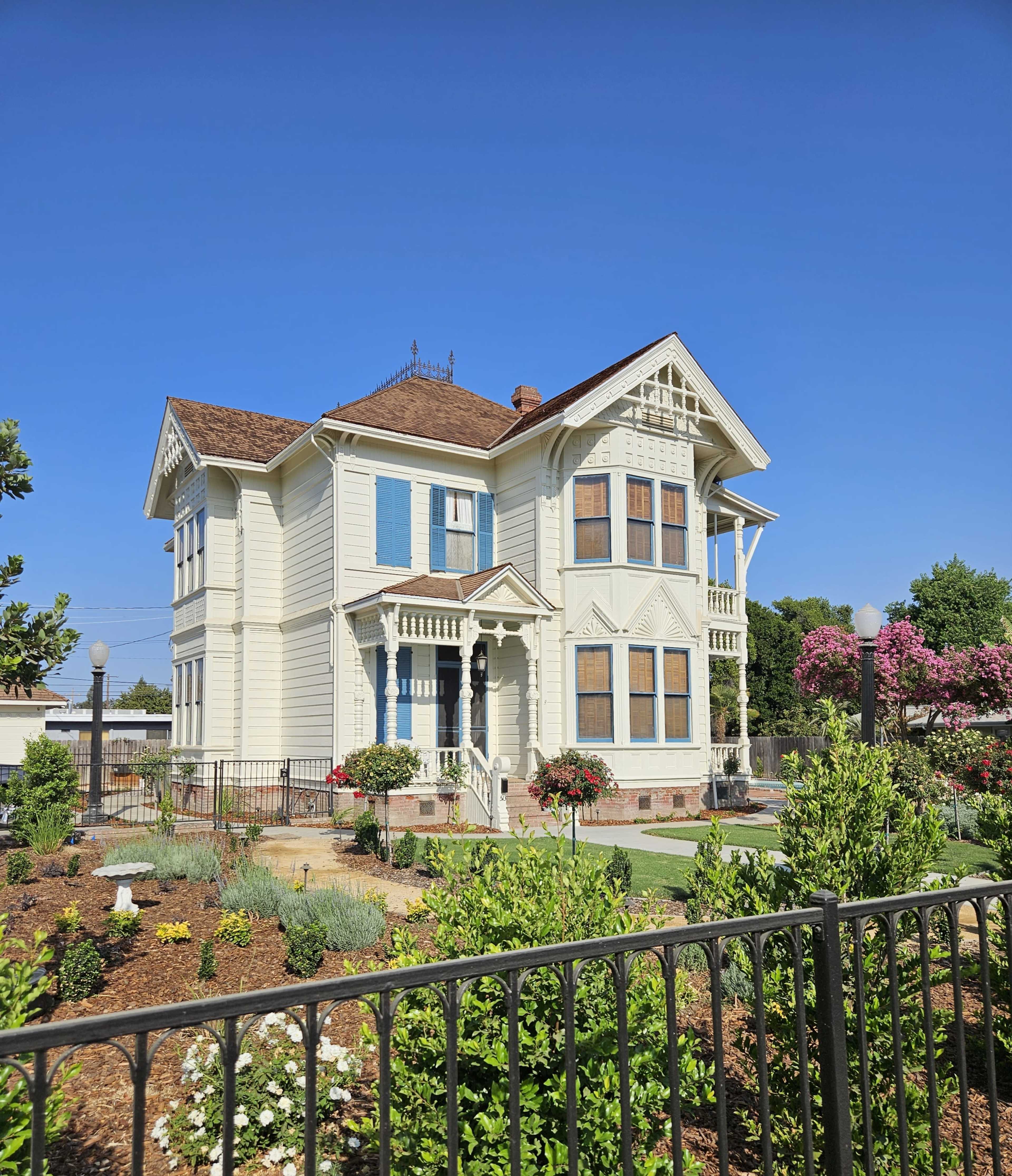 Period Victorian Historic Inn & European Gardens Image in Visalia, Visalia, CA