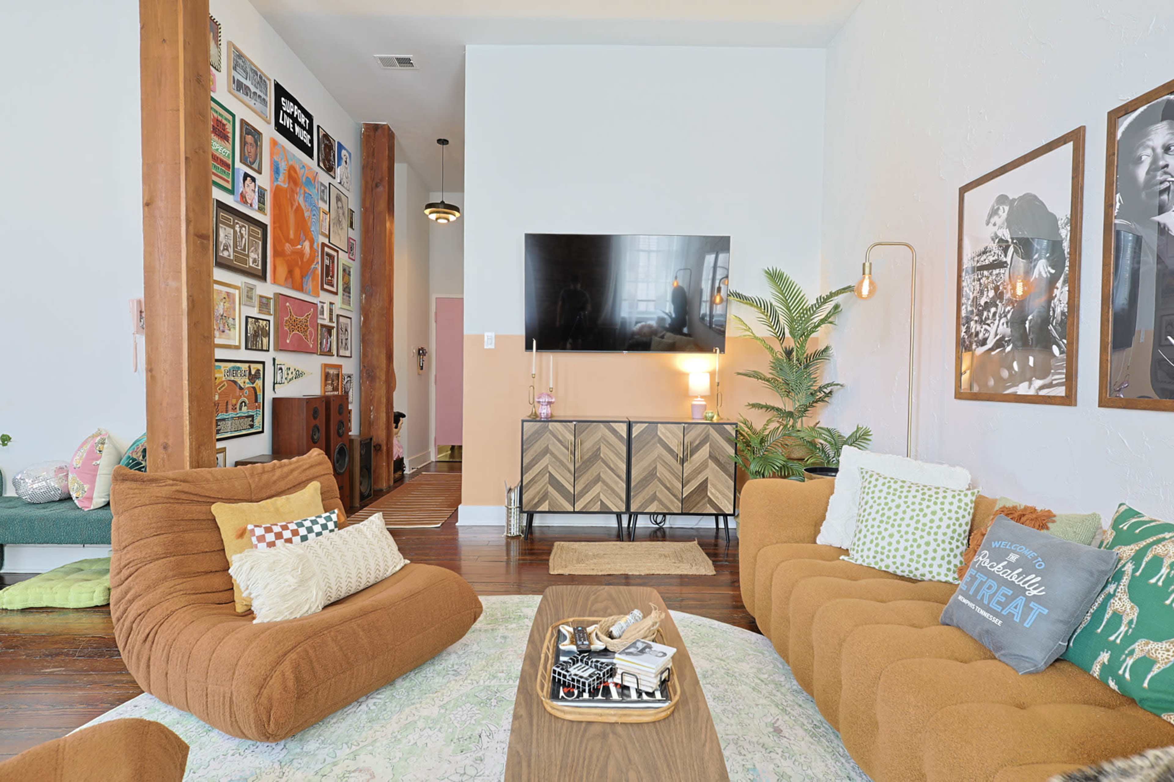 ⚡ Rock & Roll Chic Condo in Downtown ⚡ Image in Downtown Memphis, Memphis, TN